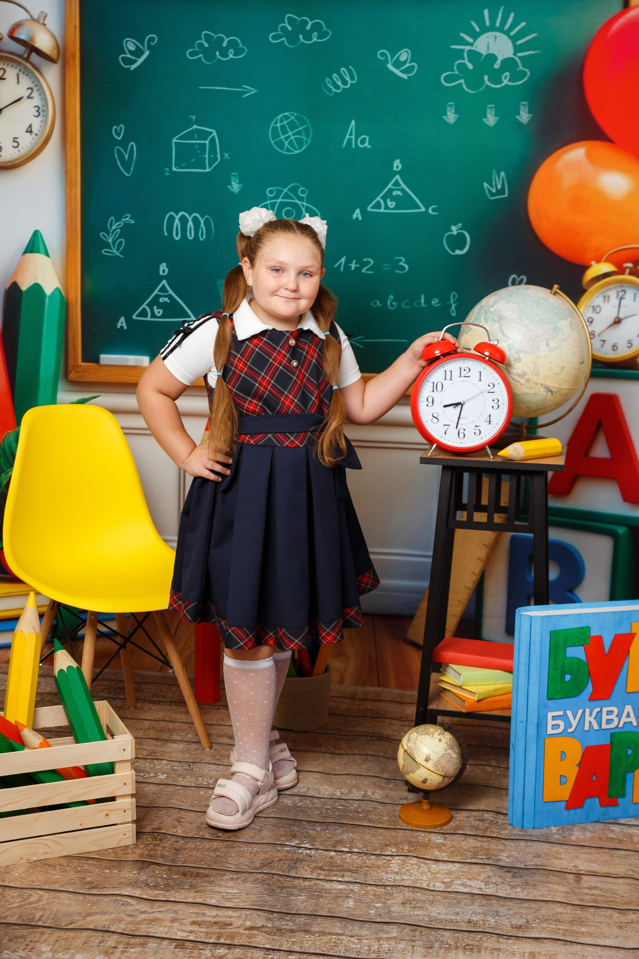 «Карандаши». Выпускные альбомы в Донецке и ДНР. Фотограф Донецк и ДНР