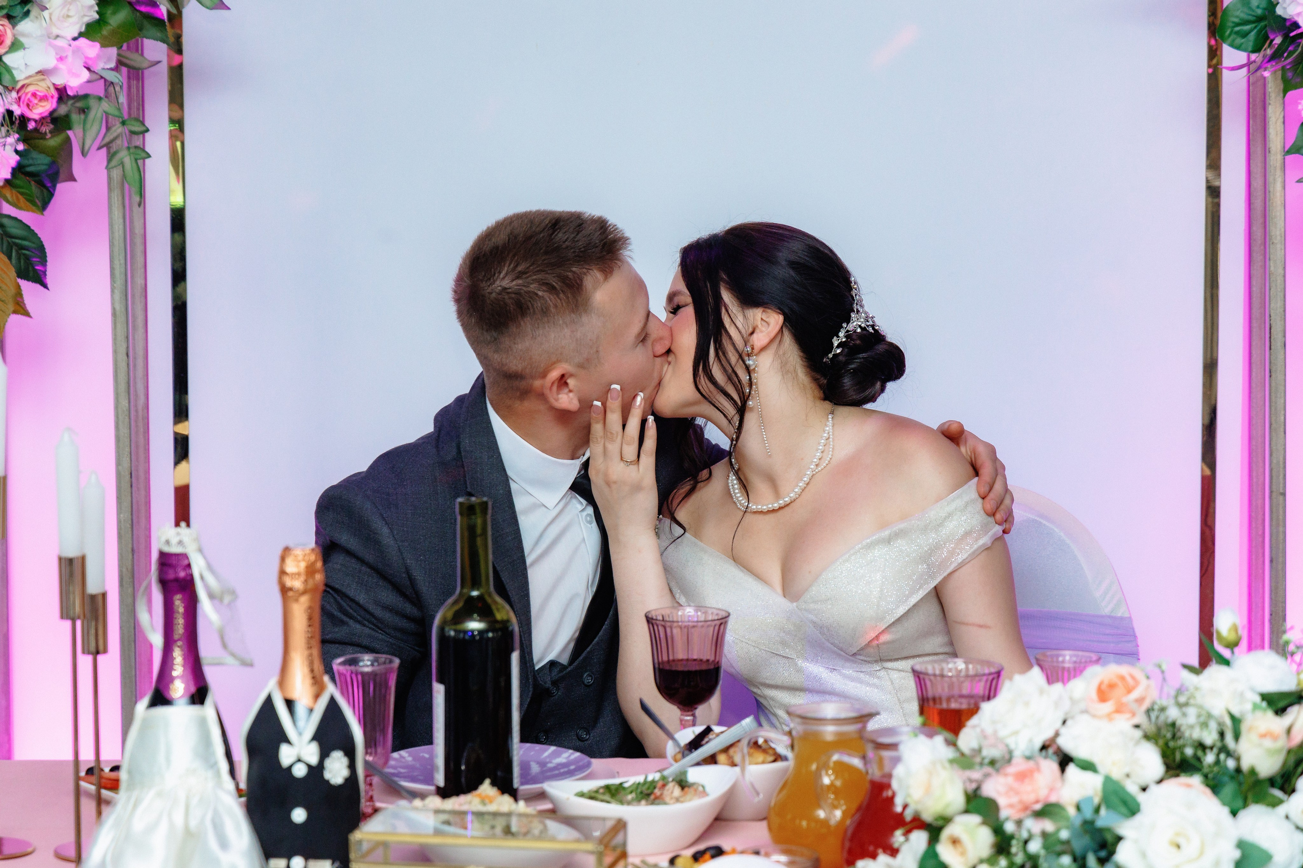 Дмитрий и Виктория. Свадебный и семейный фотограф в г. Волхов Алексей Кочерыжкин