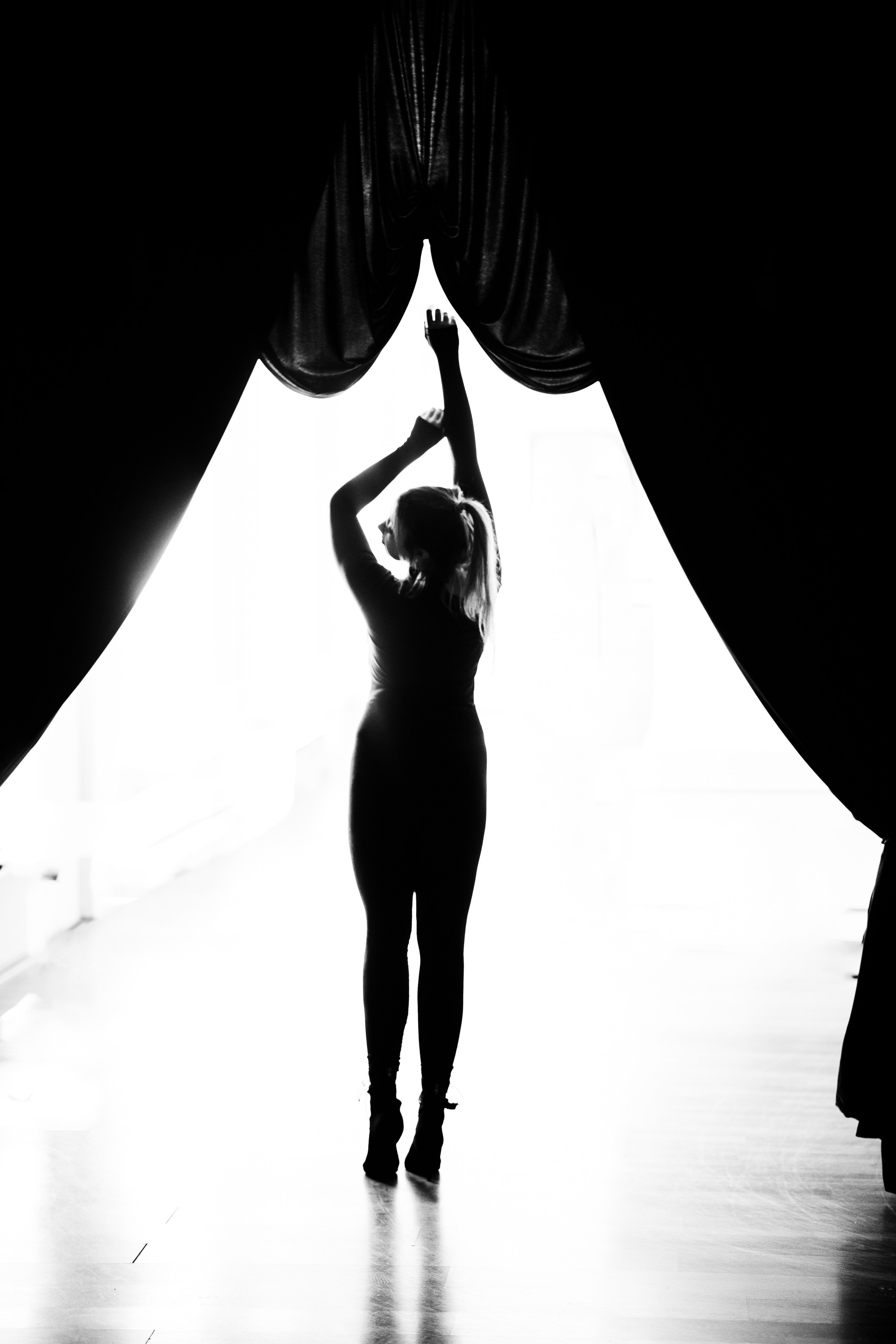 Портретные фотосессии, разные лица, разные локации. Свадебный и семейный фотограф в г. Волхов Алексей Кочерыжкин