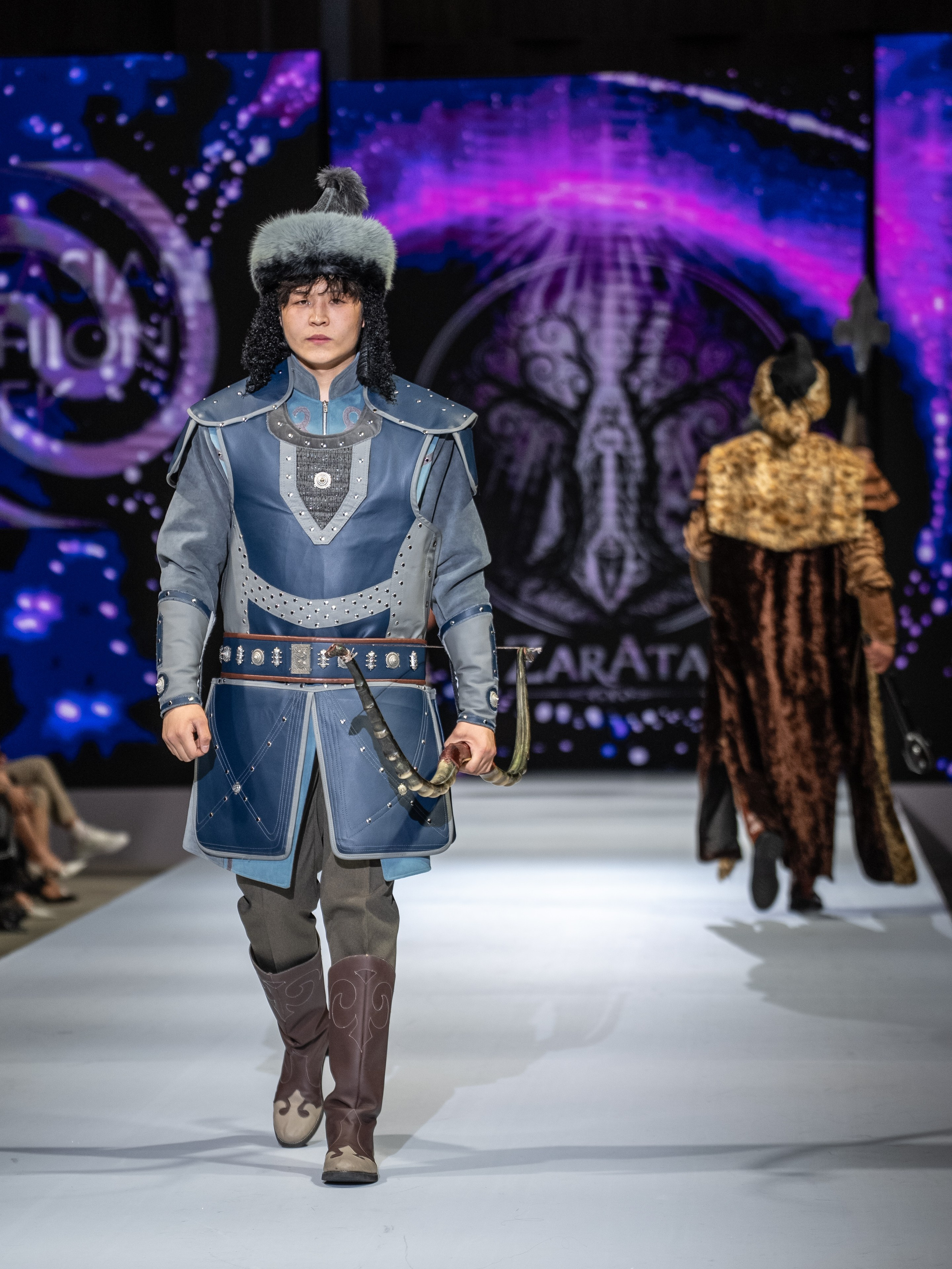 EURASIAN FASHION WEEK Lo Zarata. Сайт Алматинского НЮ АРТ, будуар и фэшн фотографа Дениса Карпенко