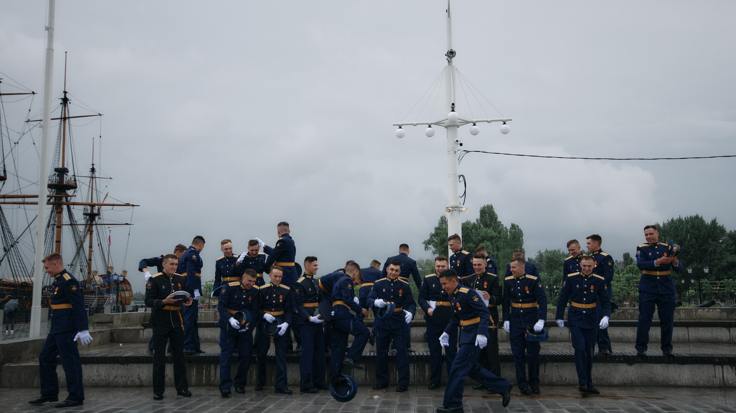 Выпуск Военно Воздушной Академии. Свадебный и репортажный фотограф Дмитрий Кононенко