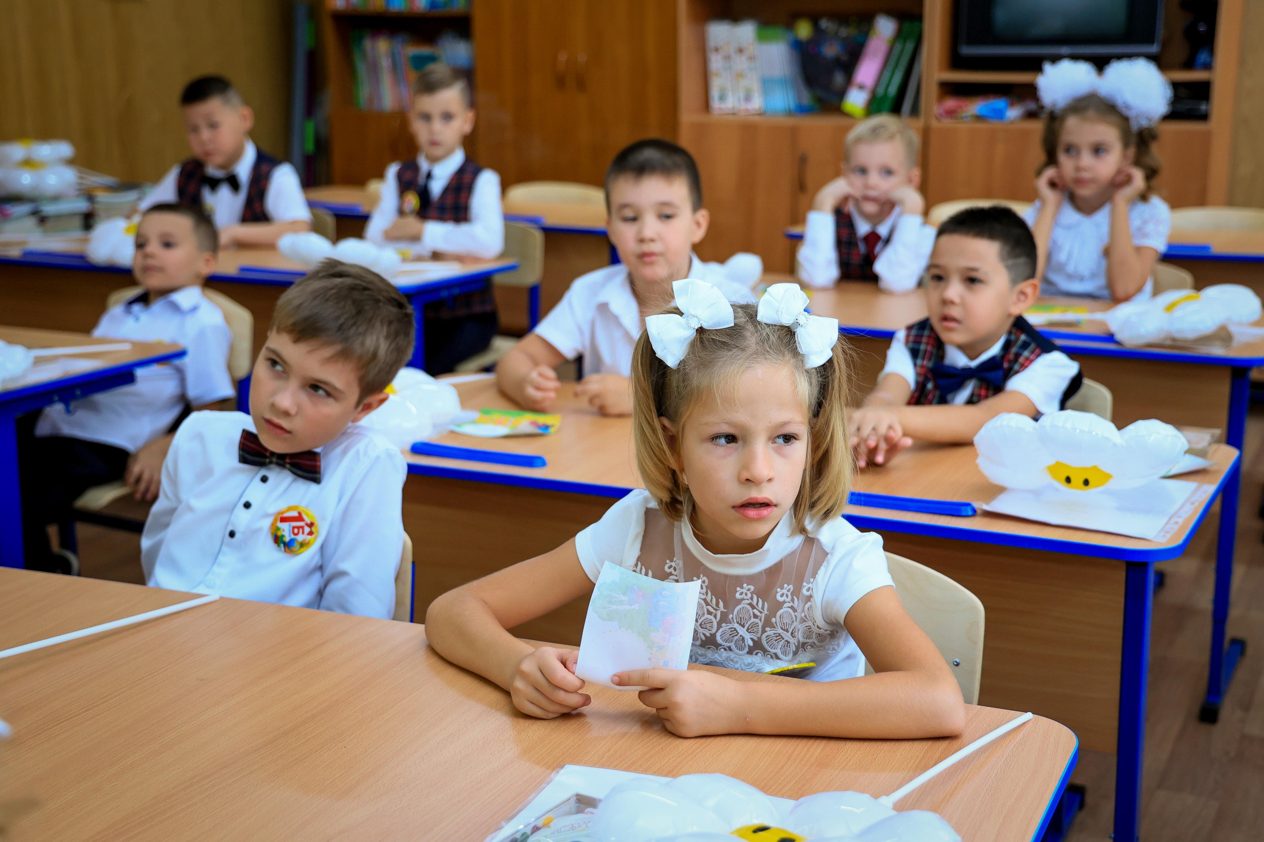 ШКОЛА 1 СЕНТЯБРЯ. Свадебный фотограф — видеограф в г. Астрахань Екатерина Юмашева