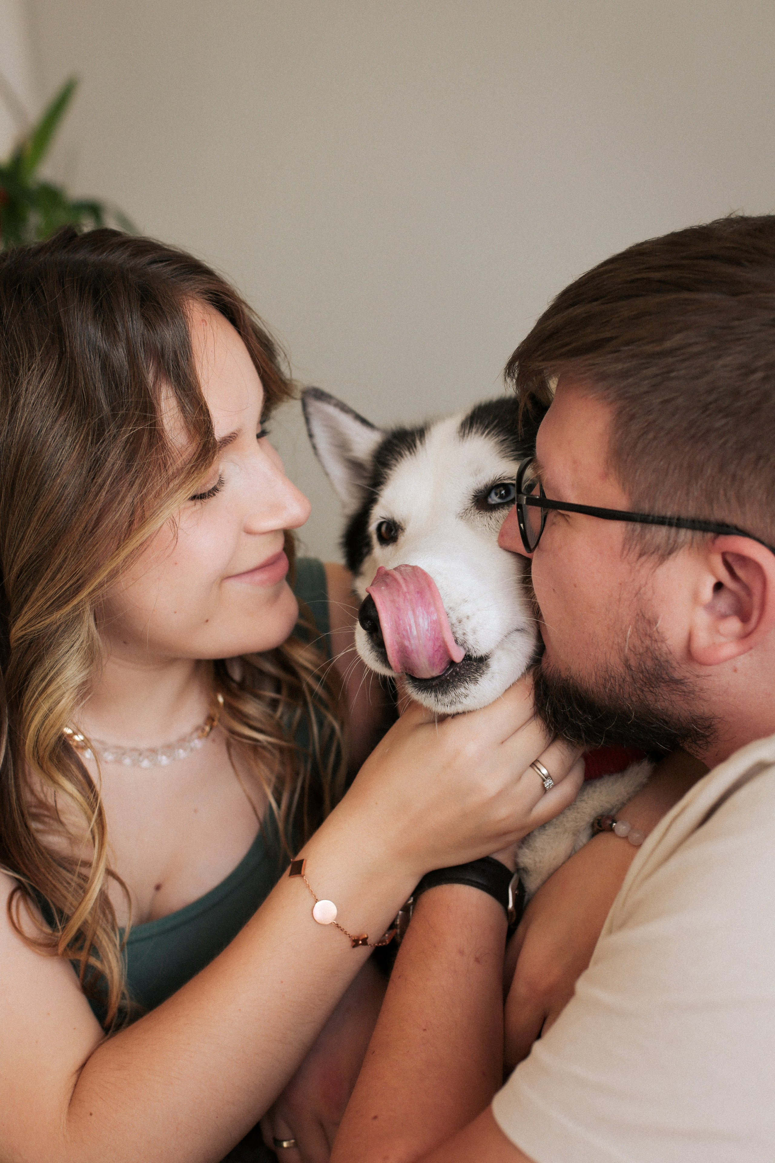 Владимир и Владлена. Фотограф Julia Milton | Портреты, съемки для маркетплейсов, лавстори, съёмка беременности в Санкт-Петербурге. Обучение фотографии в Спб очно