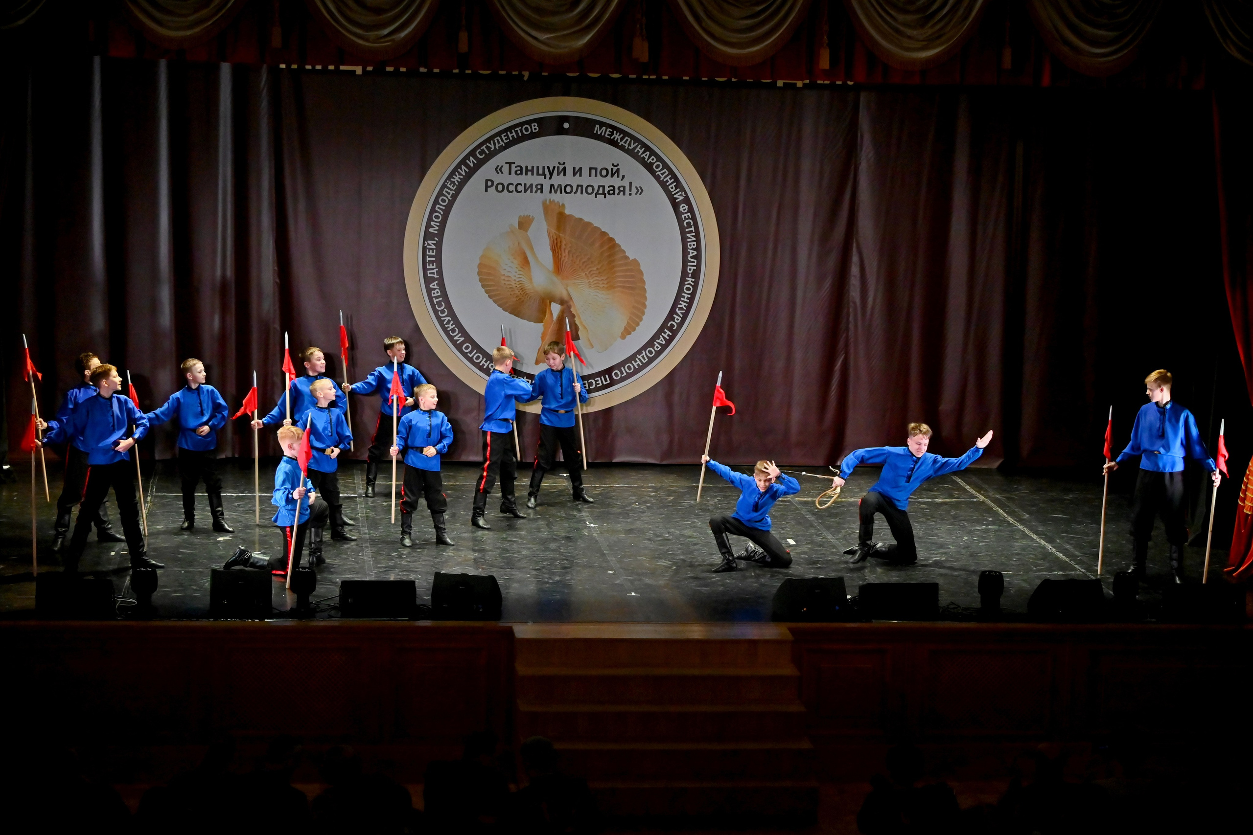 Гала-концерт. Танцуй и пой, Россия Молодая! 22.04.2024. Профессиональный фотограф в Москве Алёна Котова