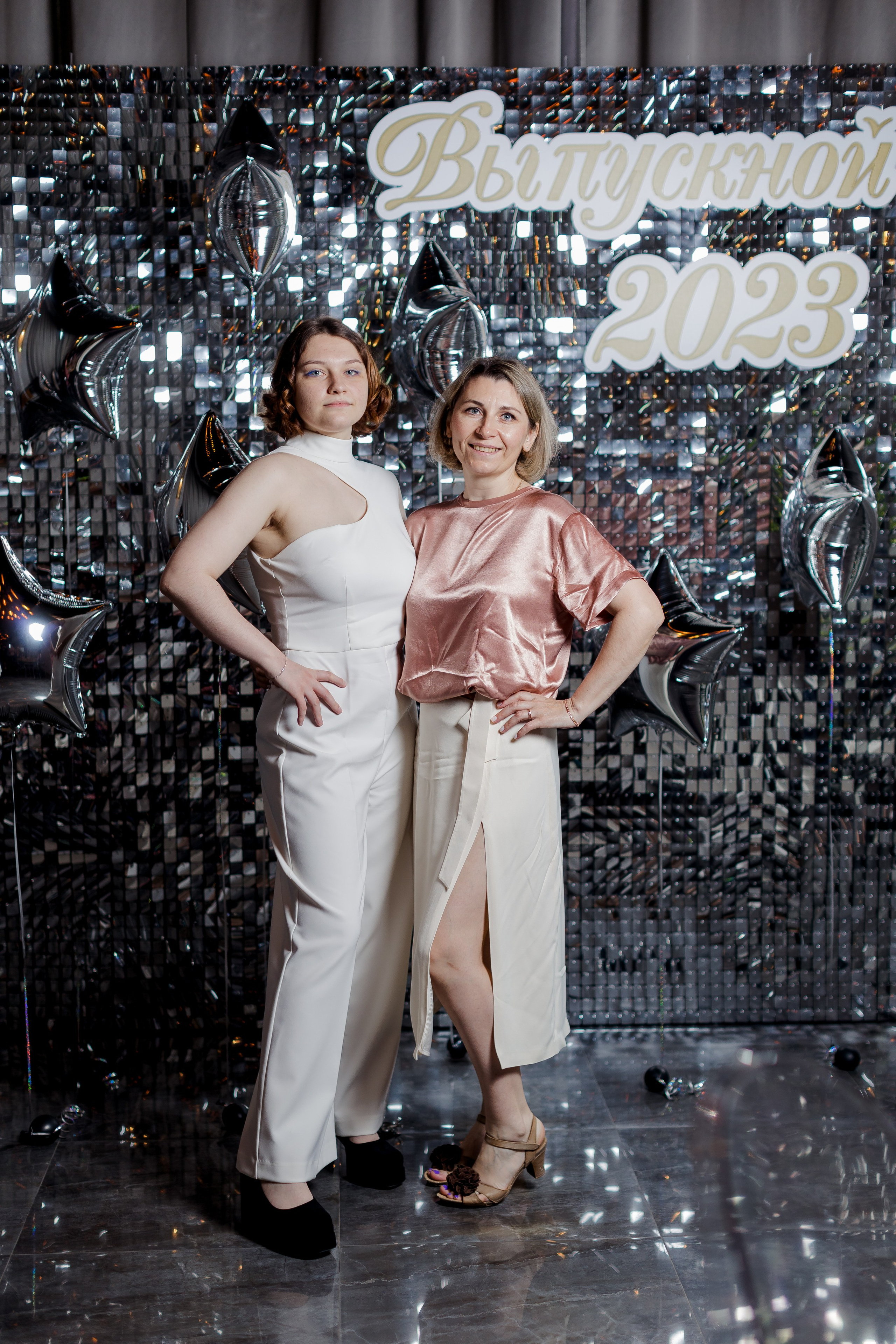 Выпускной школа 2023. Выпускные альбомы в Зеленограде и Москве