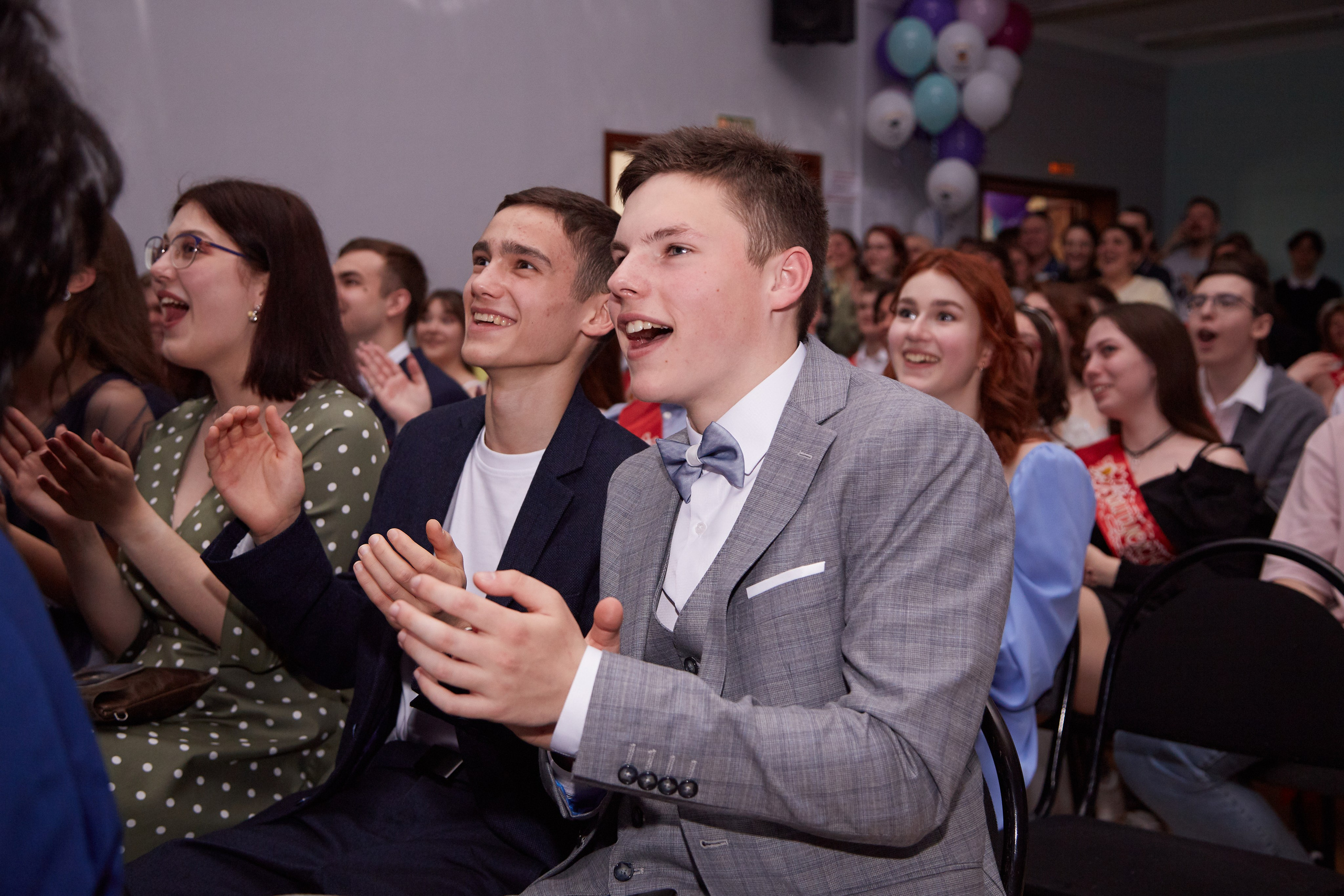 Последний звонок. Фотограф Савченко Люба. Москва