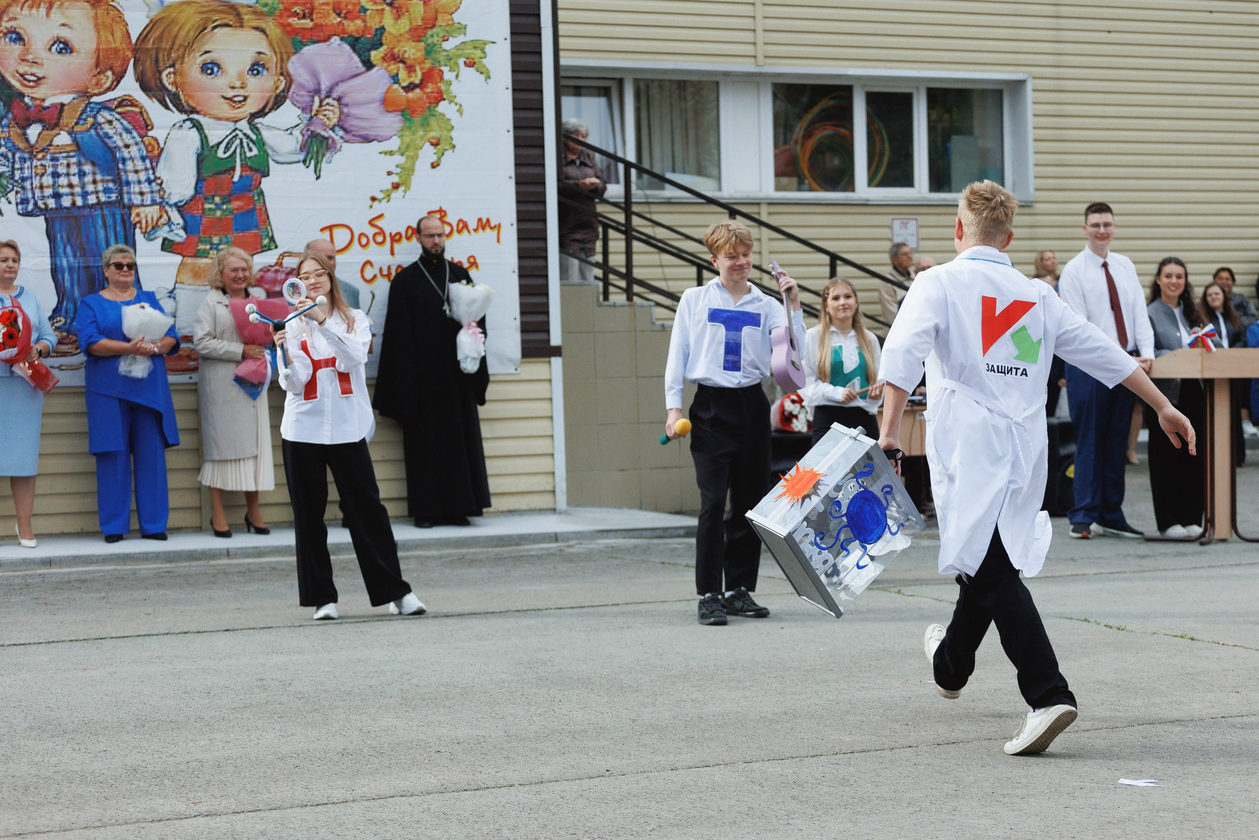 1 сентября лицей № 28. Фотомастерская Воробьевых