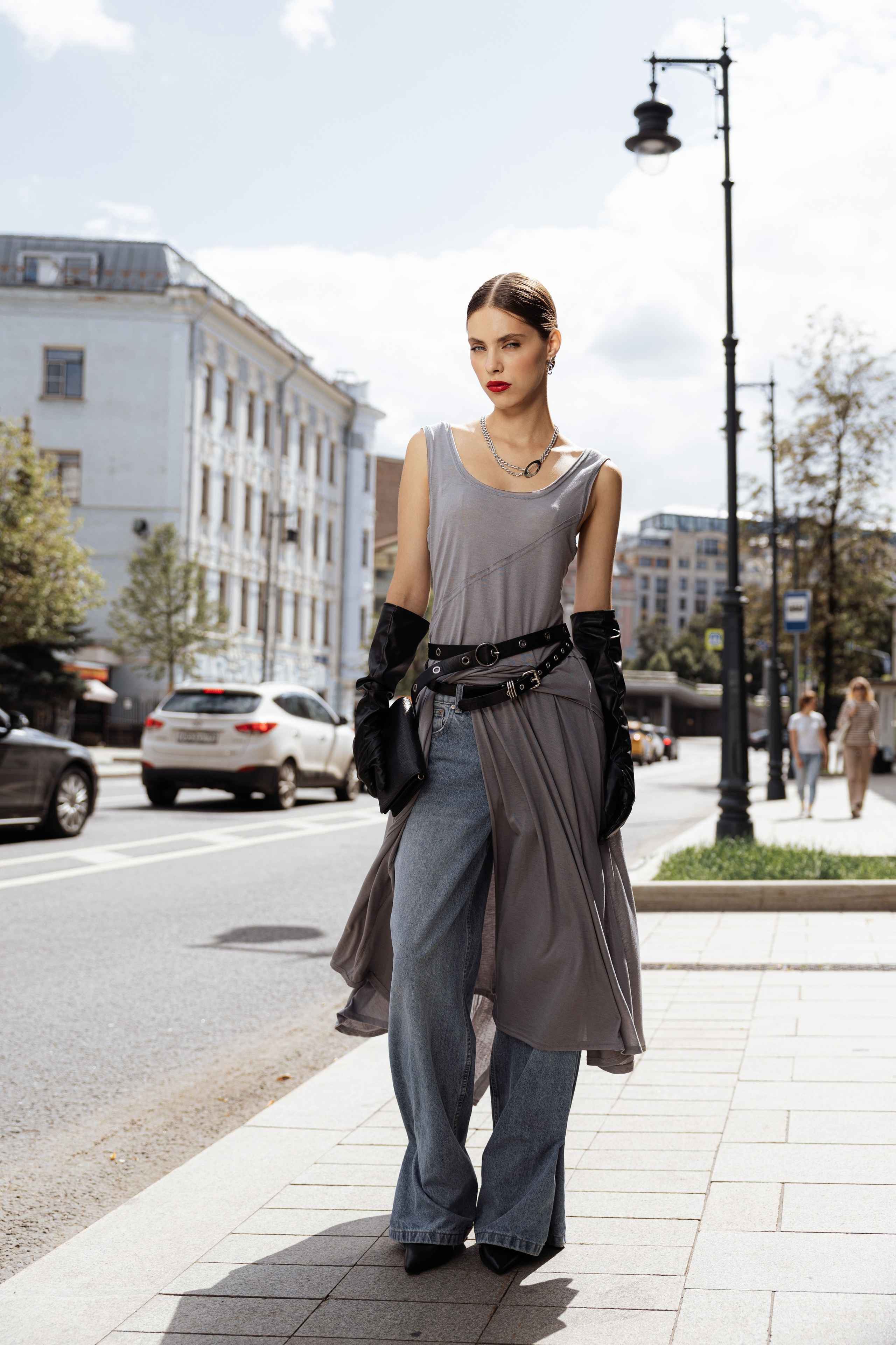 Стилизация съёмок на улице. Фешн и персональный стилист в Париже и Москве