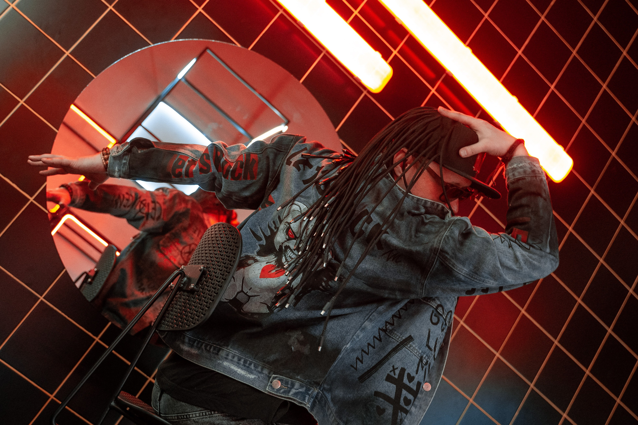 Фото. Music label Dust Heave sound