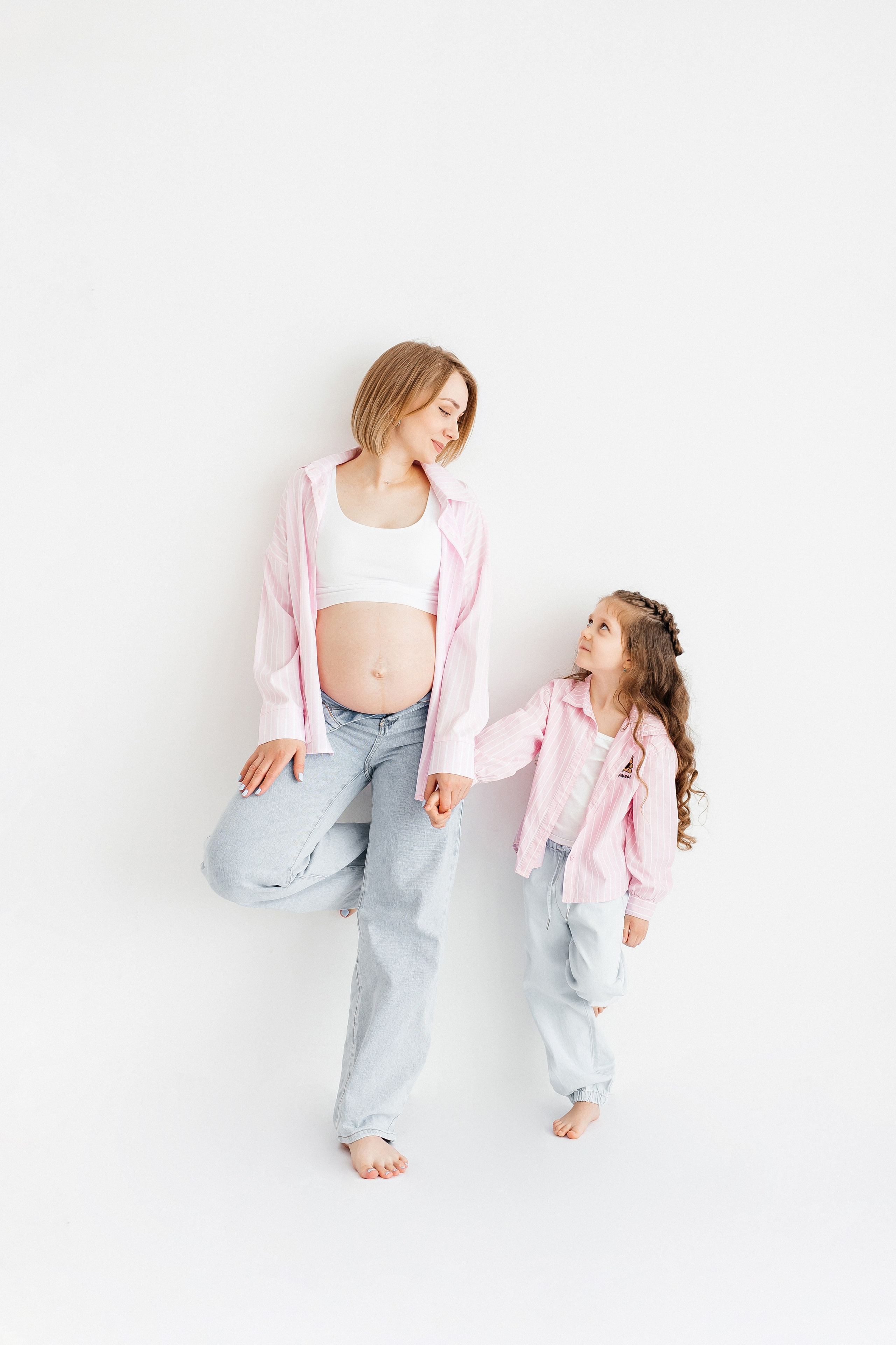 Виктория. Профессиональная детская и семейная фотостудия в Краснодаре