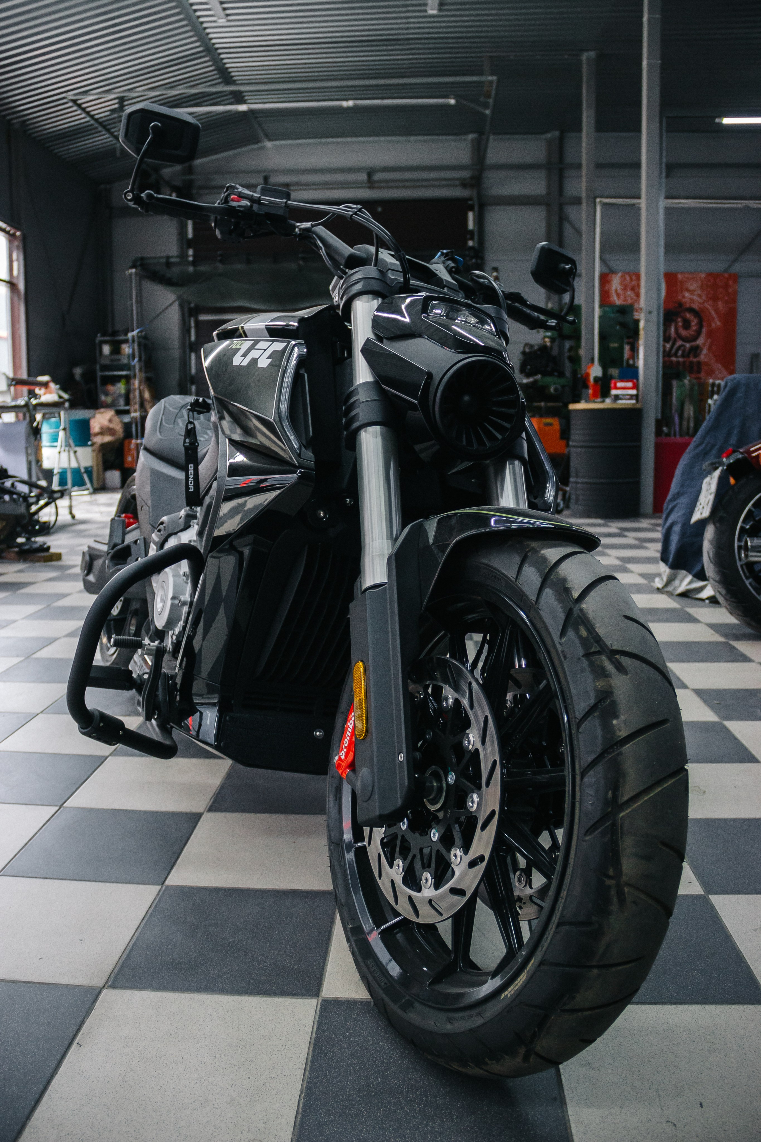 BENDA JFC700. ......