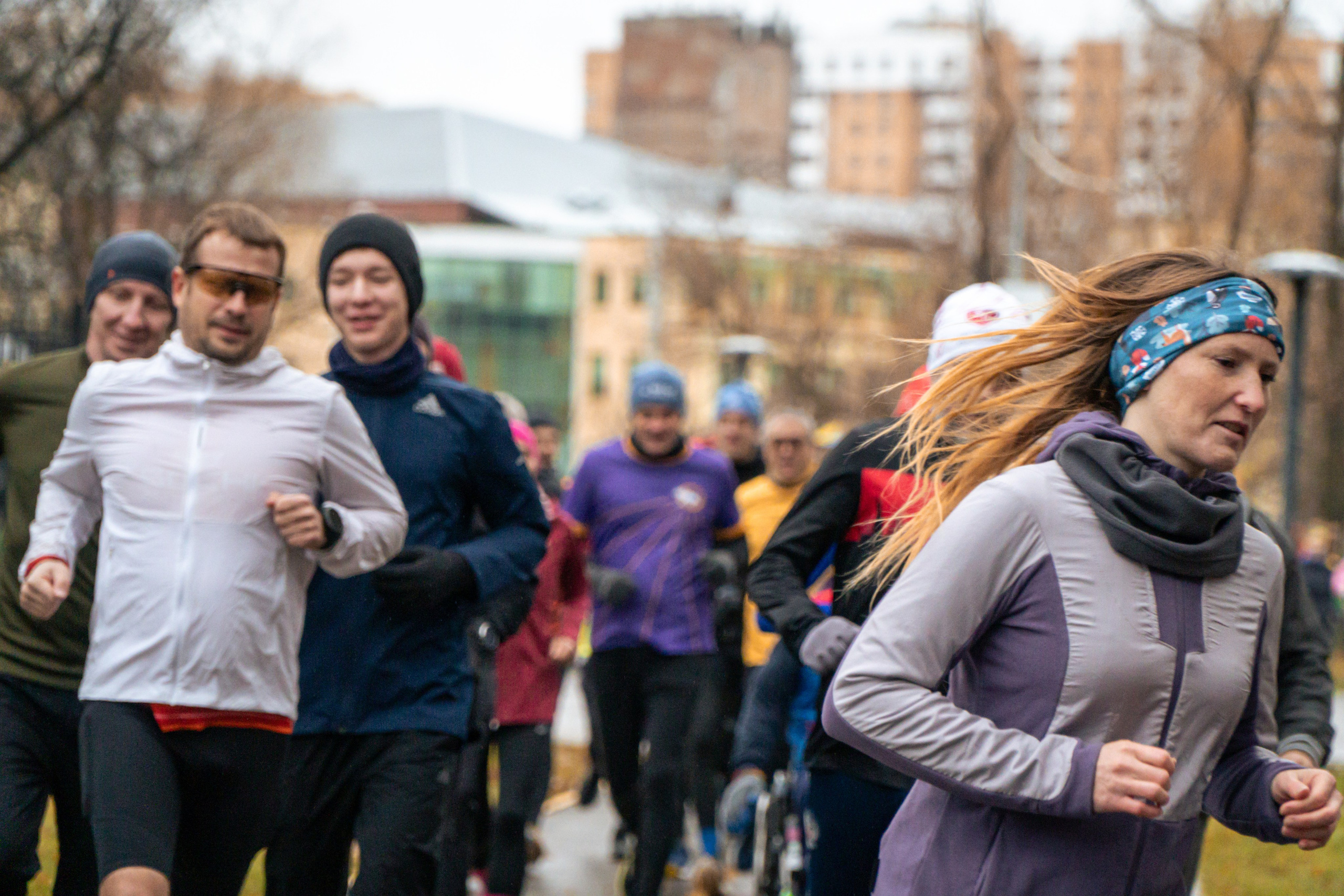 5 вёрст Реутов 16.11.2024. Роман Капилюшов. Бег. Фото. Видео. г. Люберцы