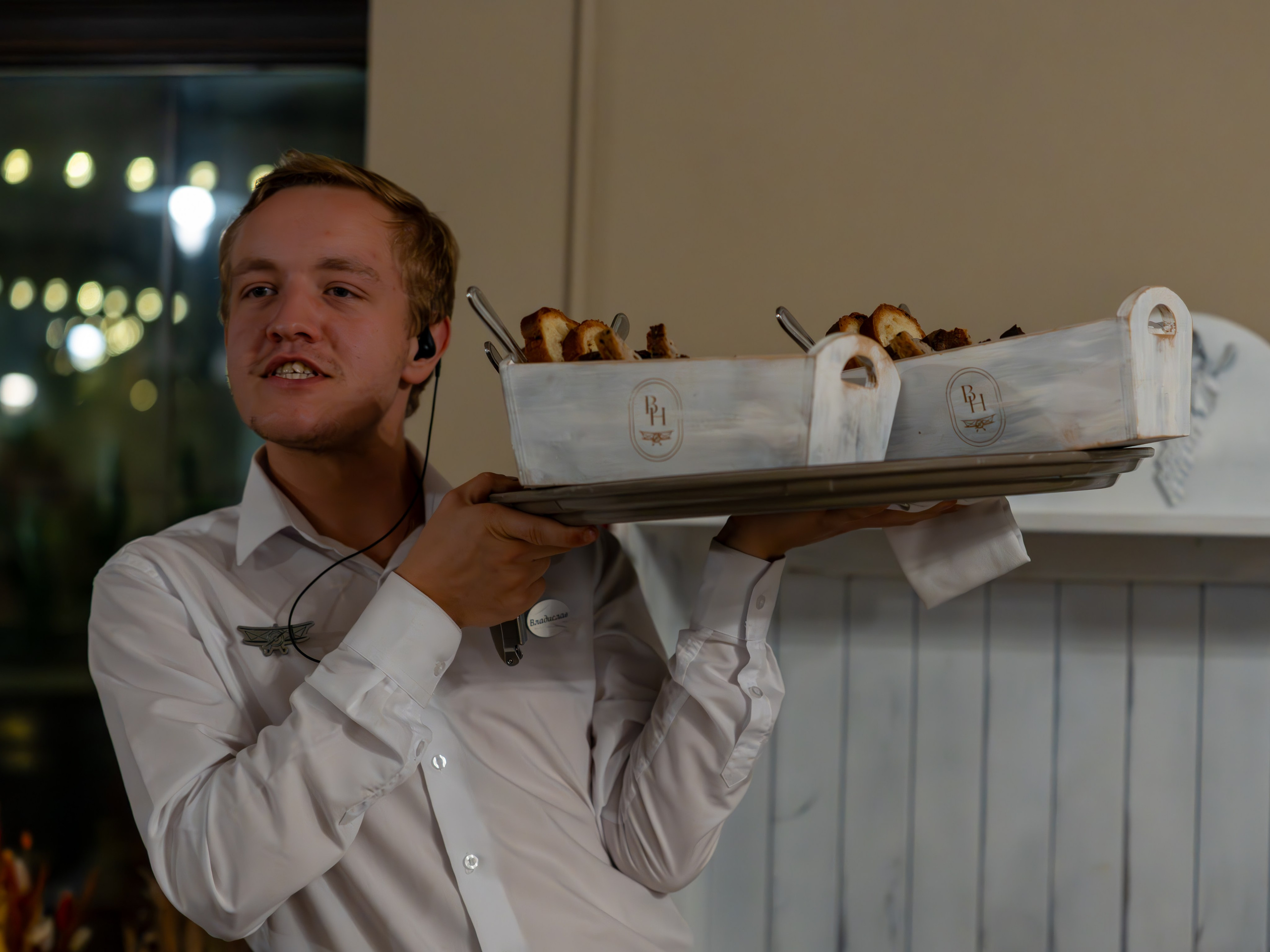 Литературная мастерская с Ольгой Шутовой в «Винотеррии». Репортажный фотограф в Красной Поляне и Сочи Павлюченко Екатерина