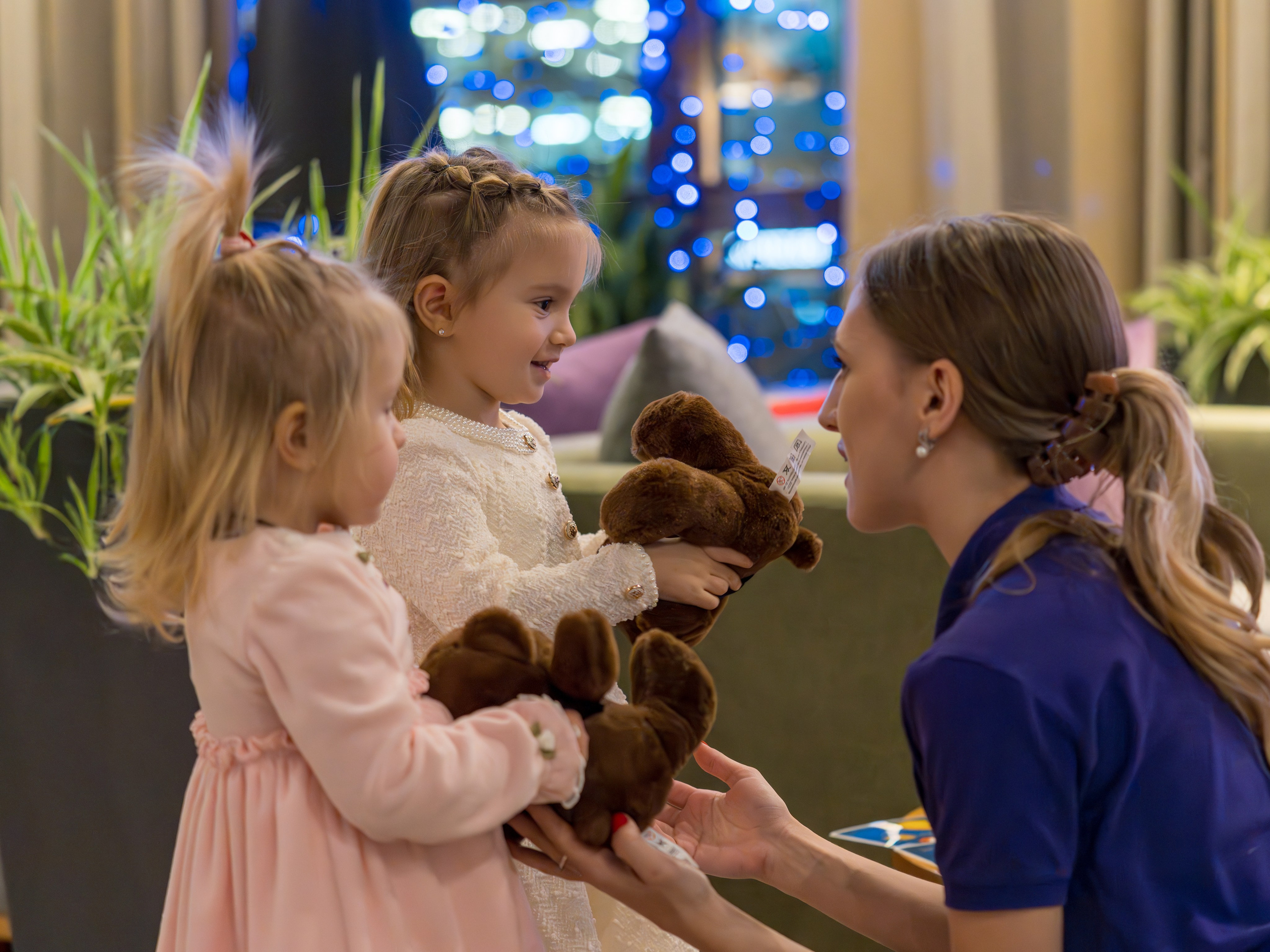 Новый год 2024 в ресторане Эрбелия. Репортажный фотограф в Красной Поляне и Сочи Павлюченко Екатерина