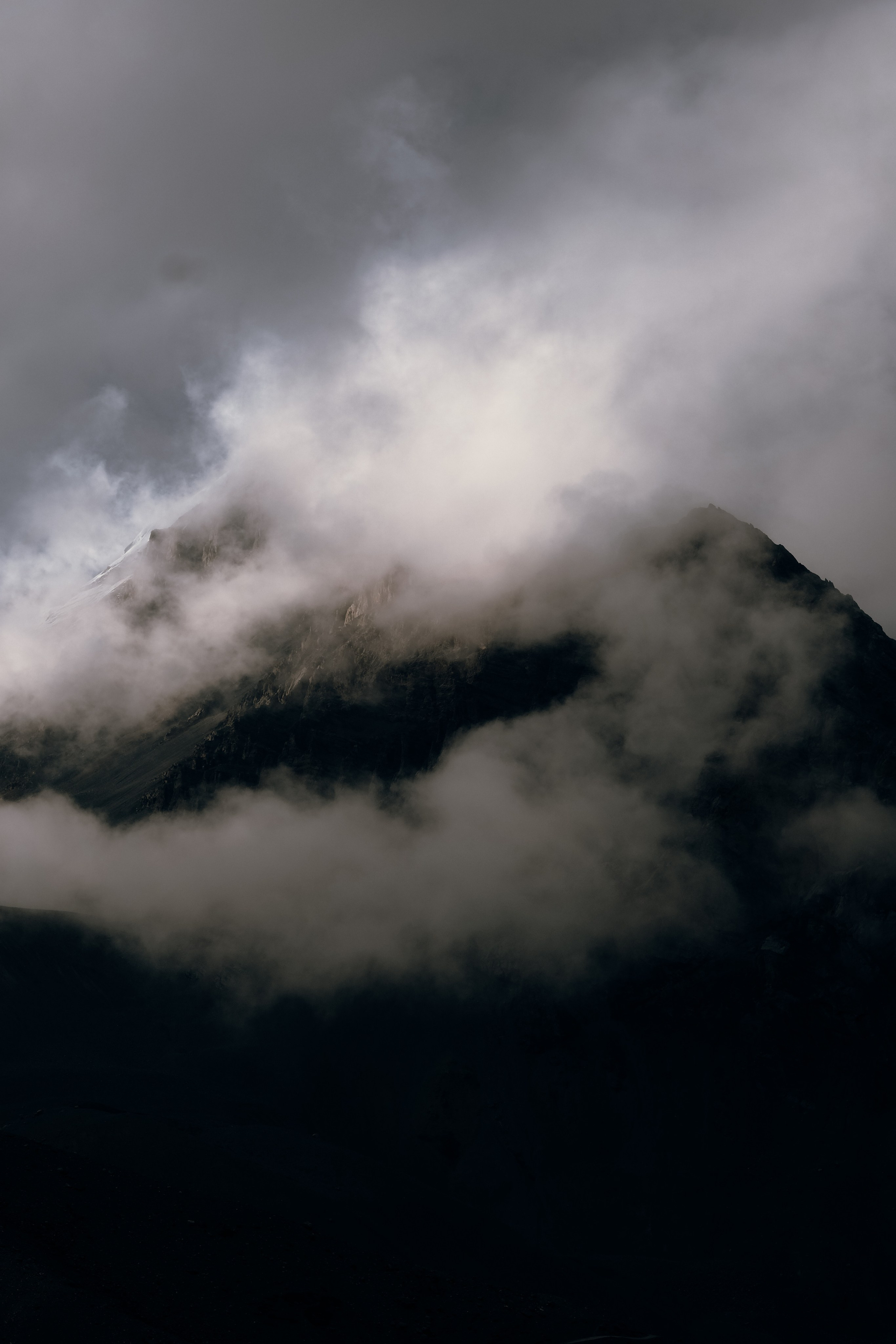 Minimalism. Портретный фотограф из Ростова-на-Дону Амид Меловой