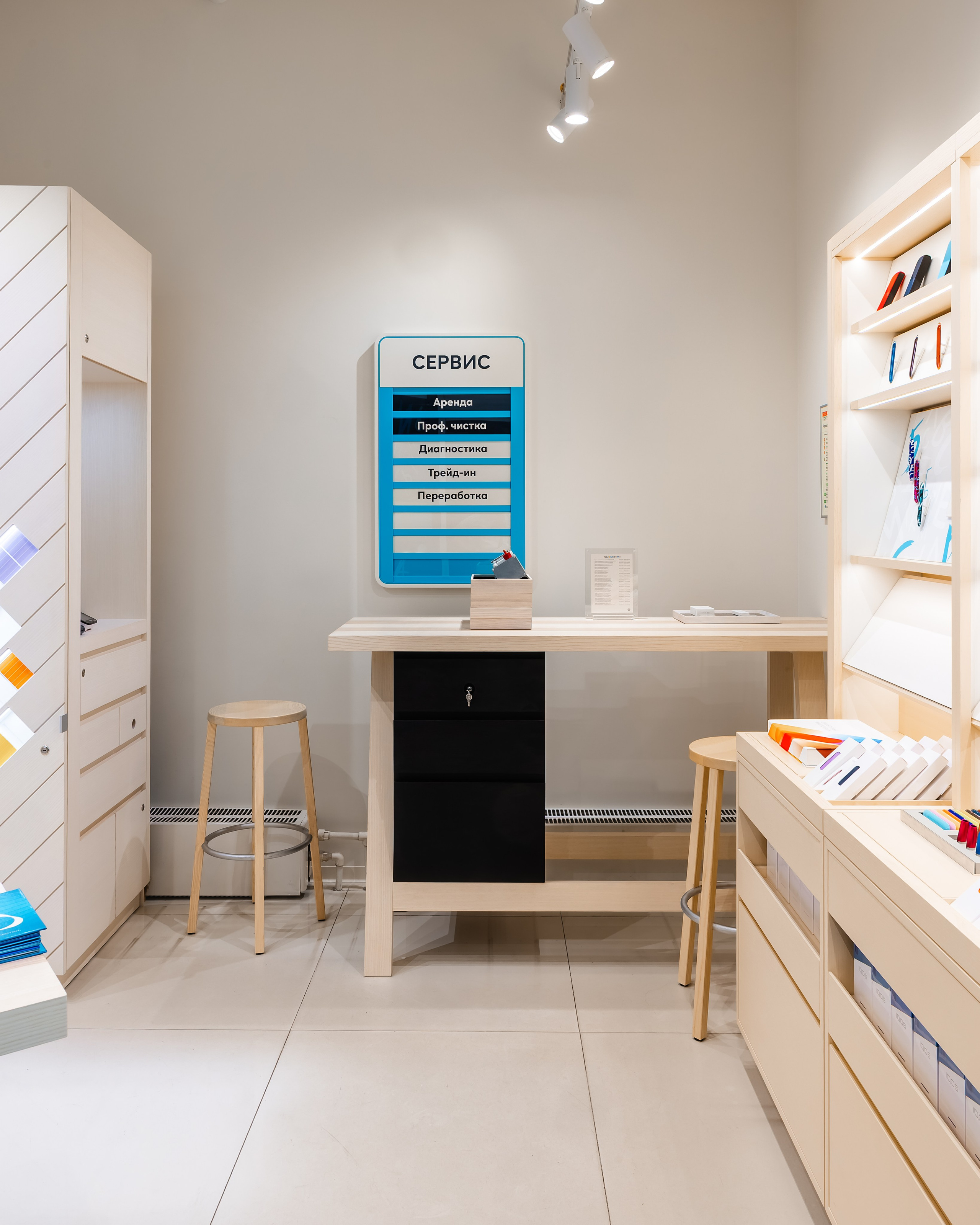 Магазин бездымных систем. Фотограф и видеограф в Улан-Удэ: Аюна Габагуева и Артём Шаханов