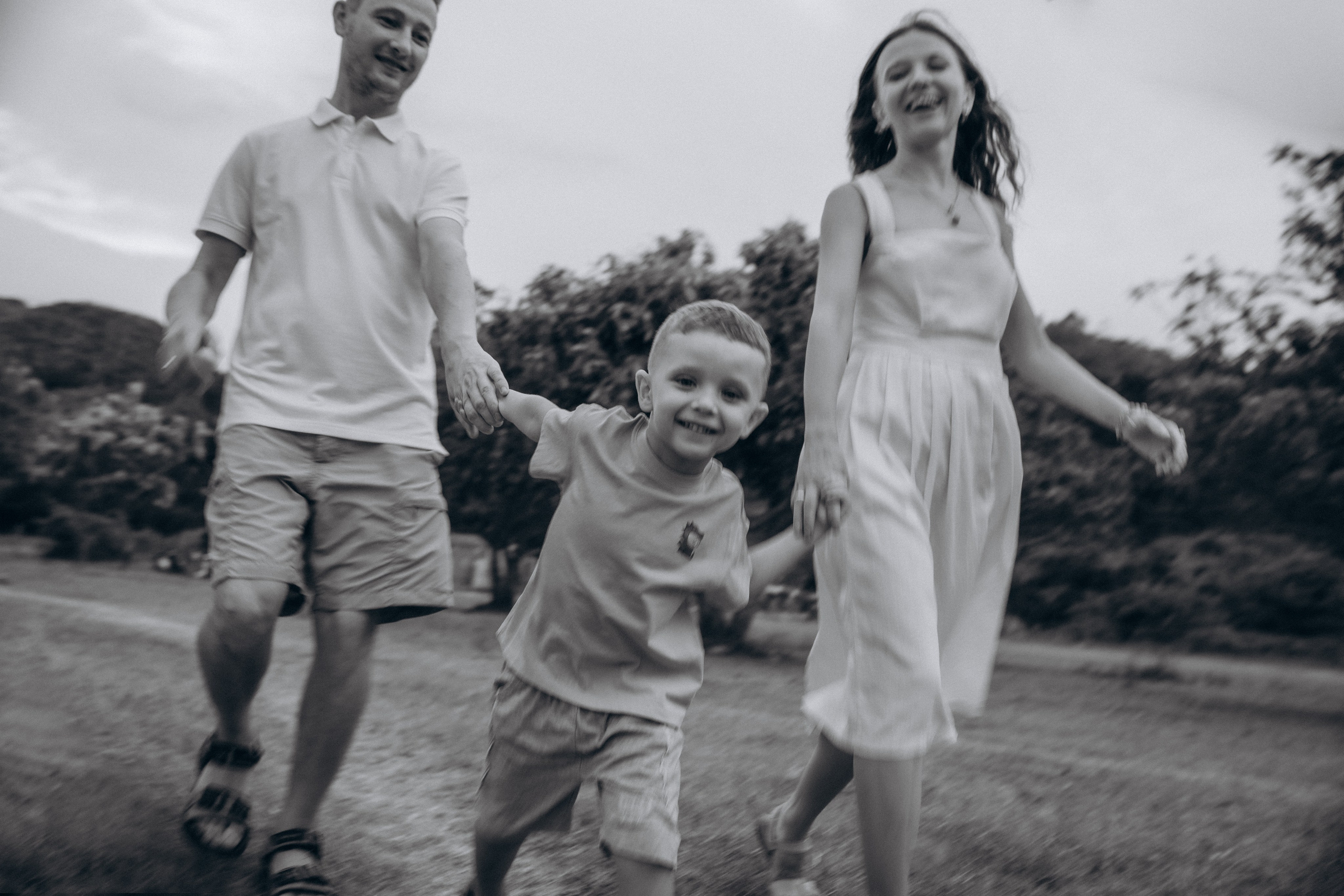 Семья Пискаревых в манго саду.Нячанг. Главная