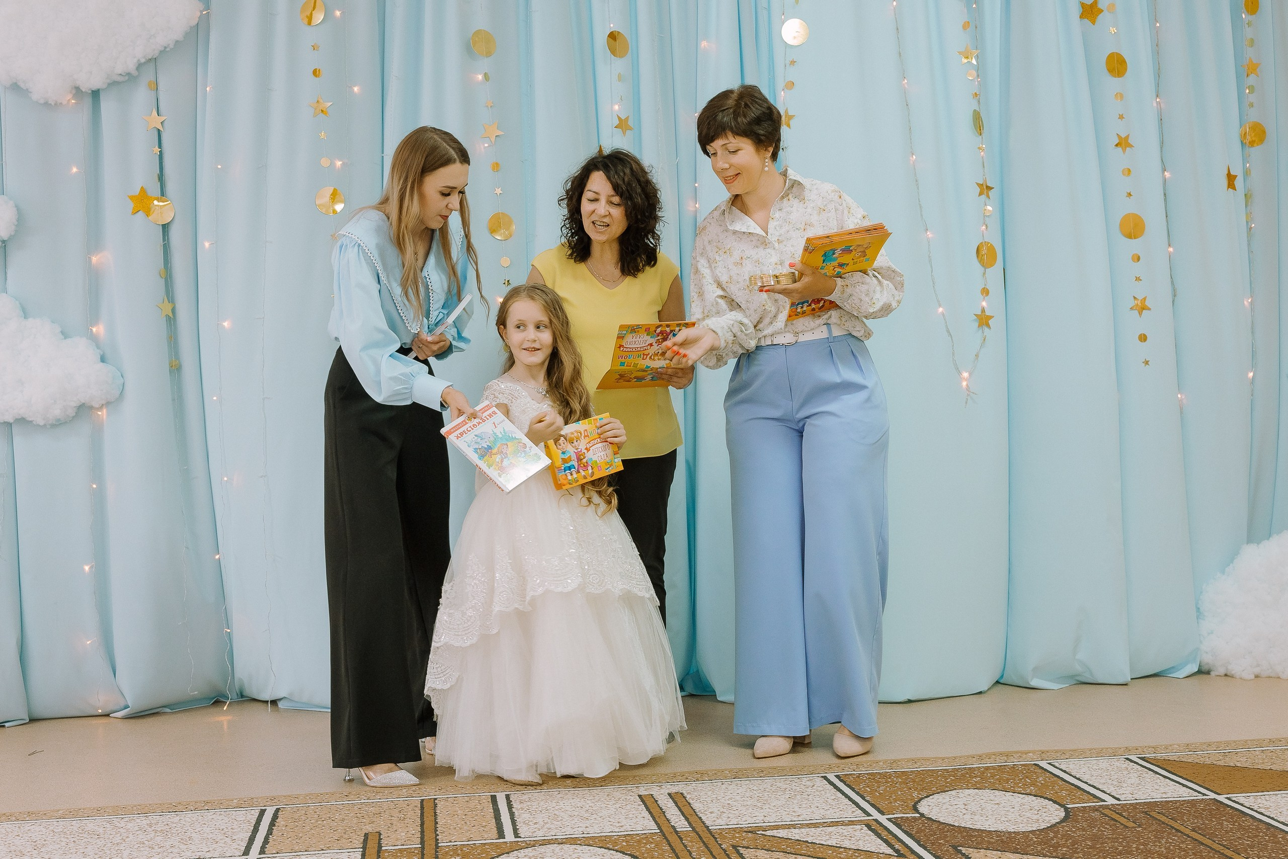 Выпускной в ДС -29. Выпускные альбомы Натальи Бутко: Новороссийск, Анапа, Геленджик