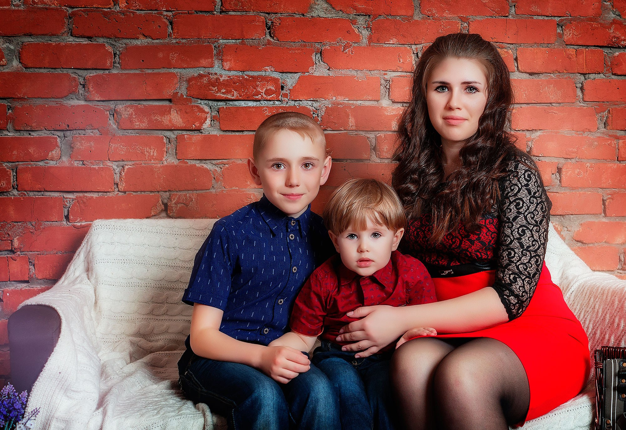 Семейная съёмка в студии. Семейный фотограф г. Новокузнецк Юлия Машникова