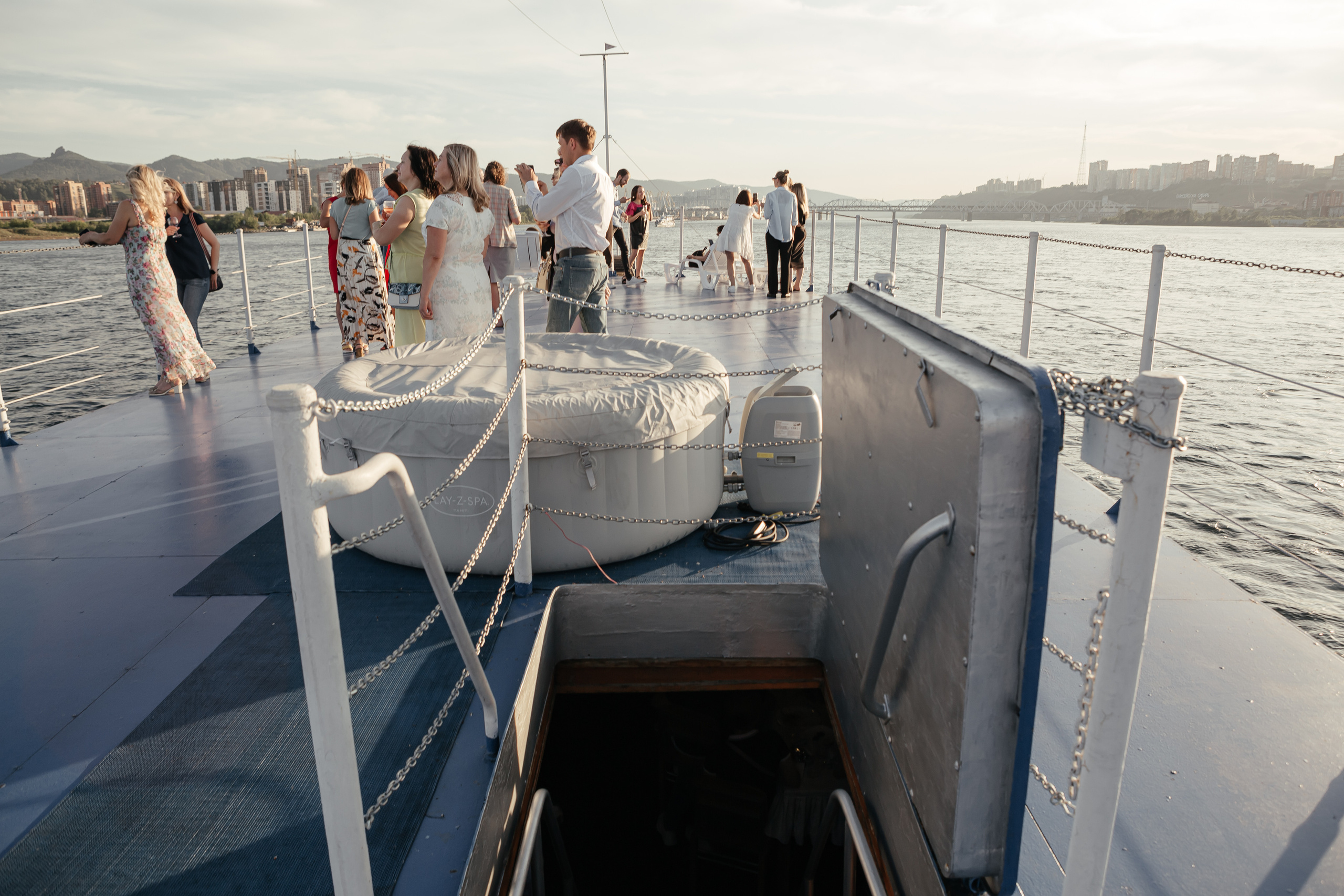 Съёмка корпоратива в Красноярске. Свадебный и семейный фотограф В Красноярске Андрей Юсенков
