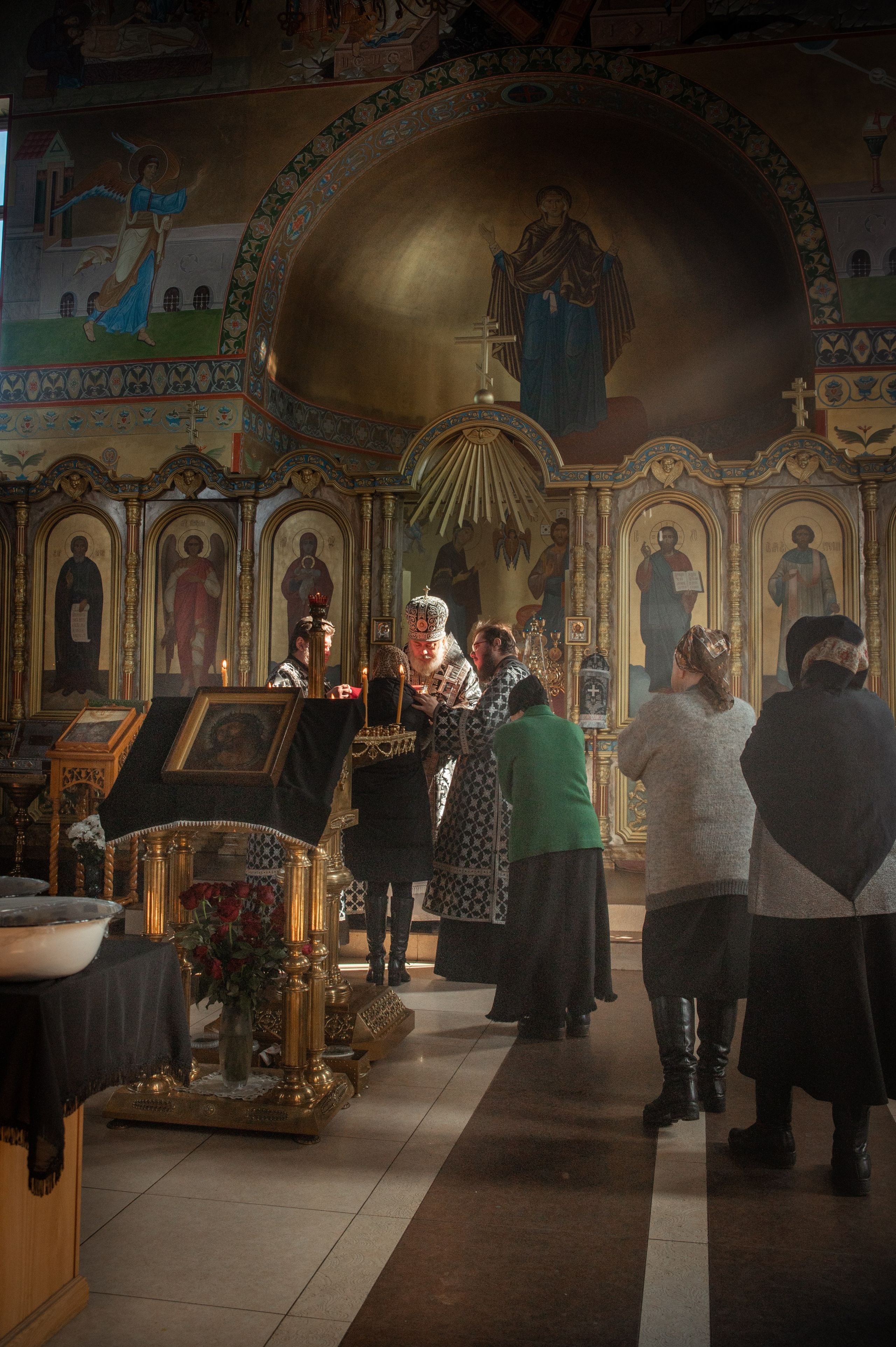 Преждеосвящение Даров. Храм Серафима Саровского. Церковный, семейный и репортажный фотограф Волгоград, Волжский