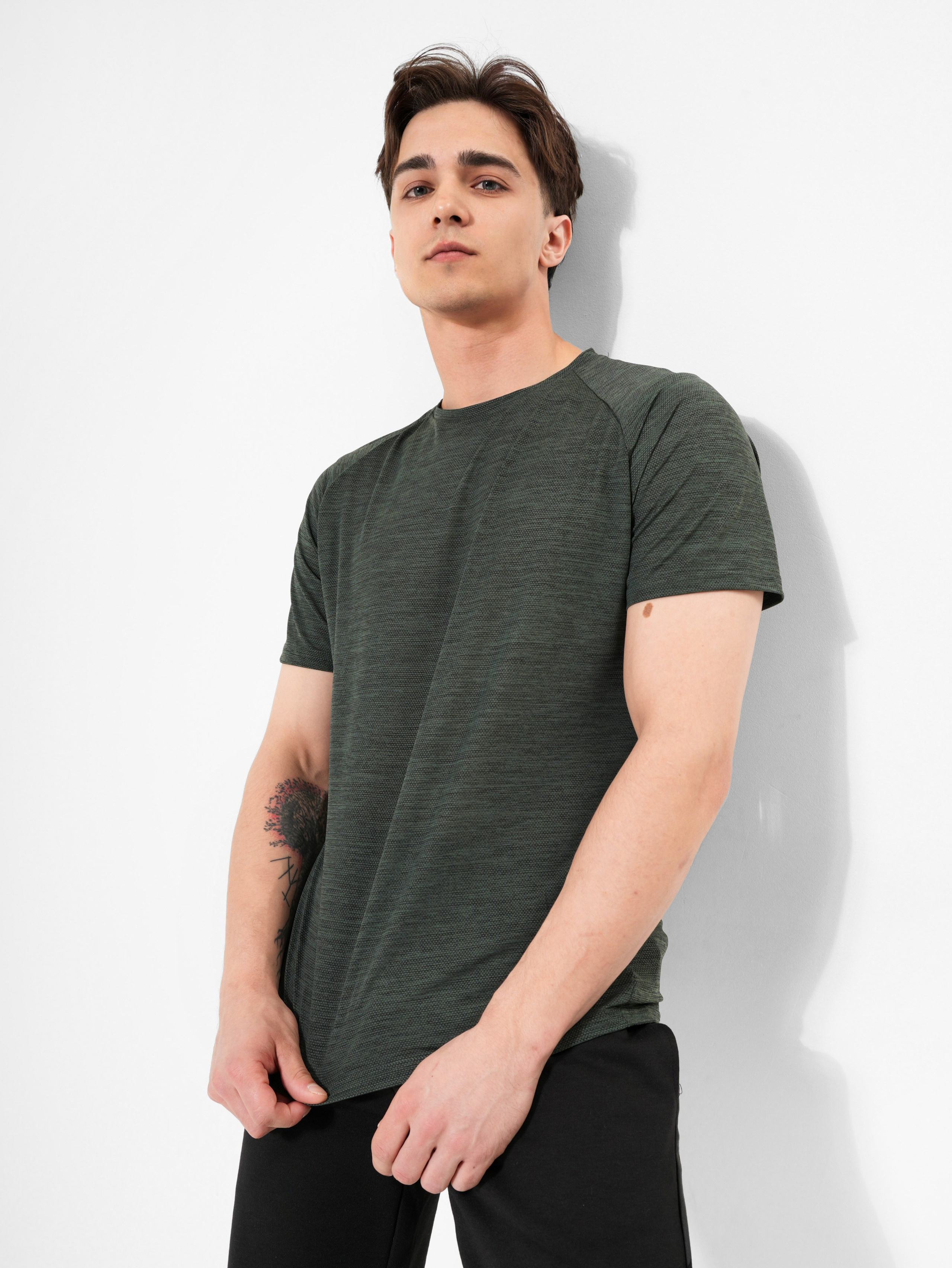 Олег. ТМ Продакшн — Съемка для маркетплейсов в Москве