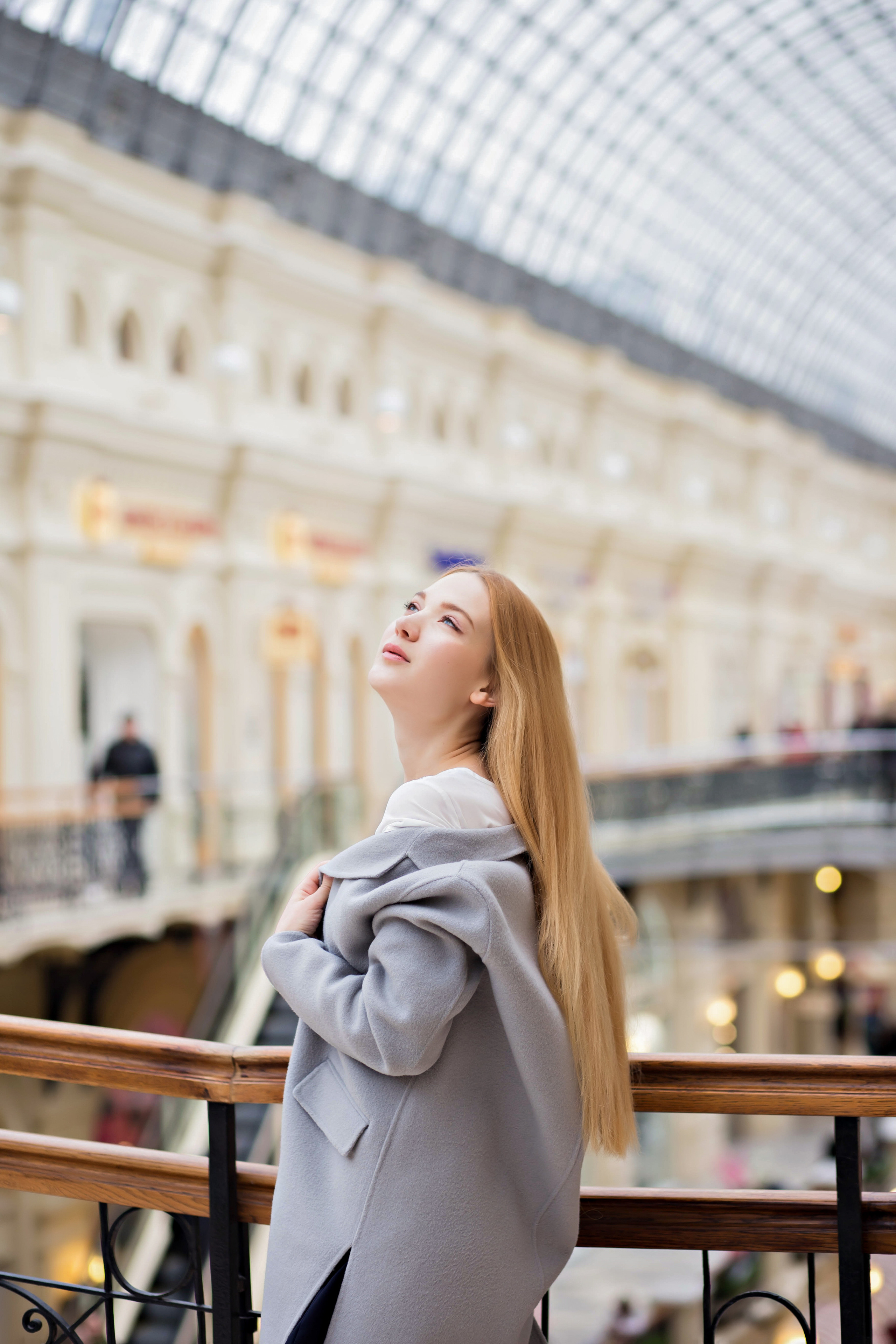 Фотопрогулка в ГУМе. Контент фотограф, фото для блока, бизнес фото в Москве Анна Ларина