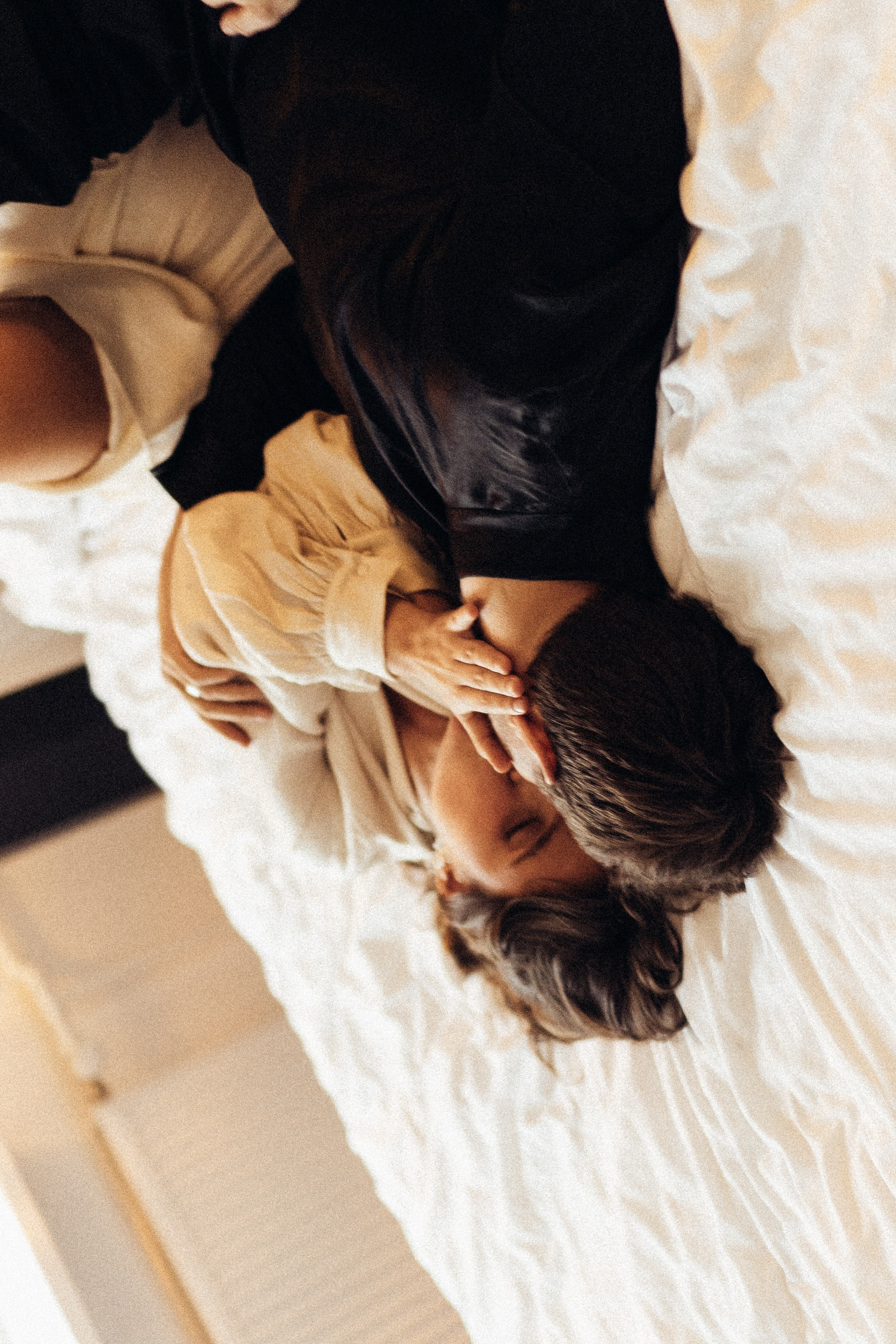 УТРО ЖЕНИХА И НЕВЕСТЫ В ПИТЕРСКОЙ КВАРТИРЕ И СЬЕМКА С СВАДЕБНЫХ ОБРАЗАХ. Профессиональный фотограф, Санкт-Петербург — Виктория Богомолова