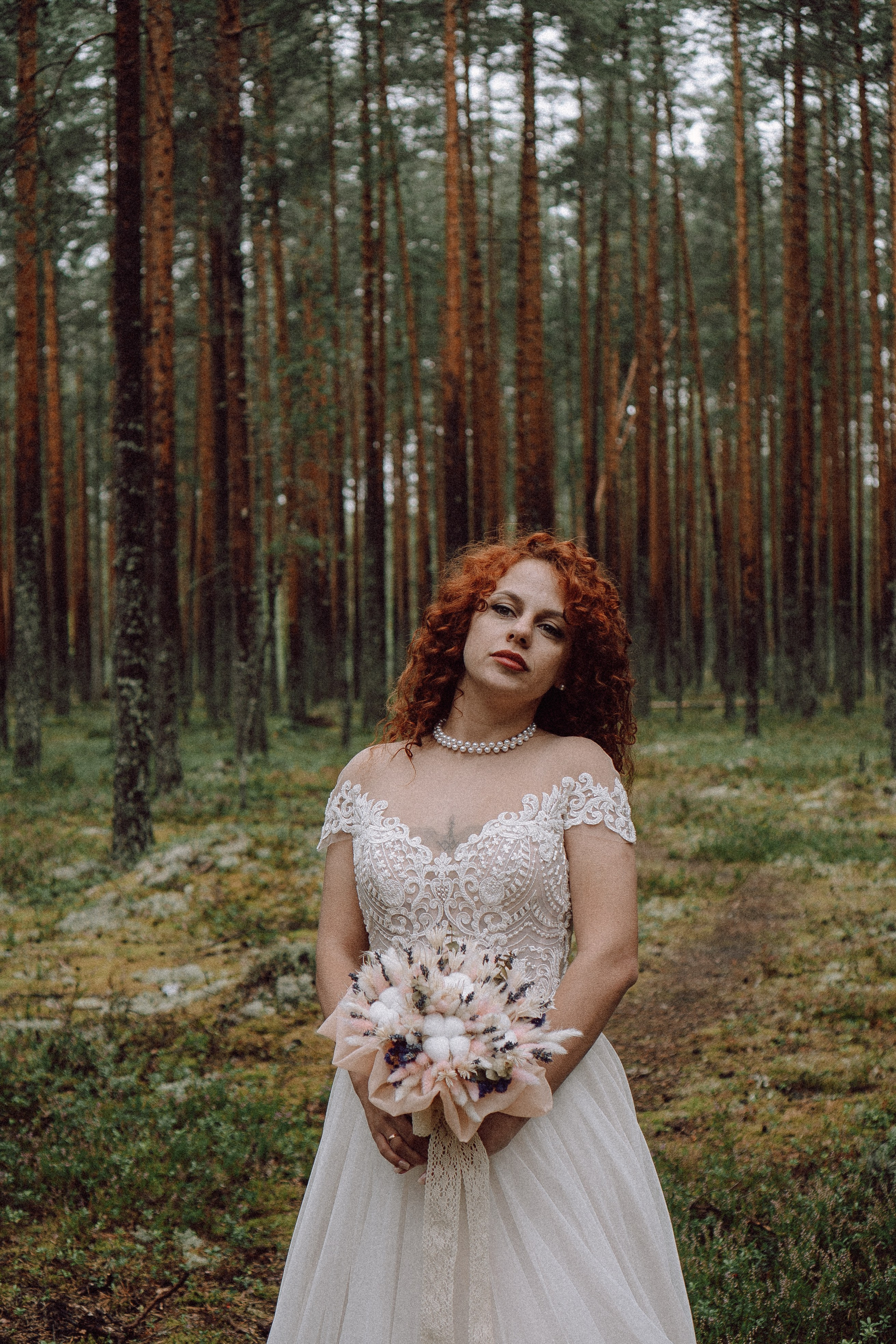 СВАДЕБНАЯ ФОТОСЕССИИЯ ПАРЫ В ГОРОДЕ ПРИОЗЕРСК В СОСНОВОМ ЛЕСУ И С ПИКАПОМ. Профессиональный фотограф, Санкт-Петербург — Виктория Богомолова