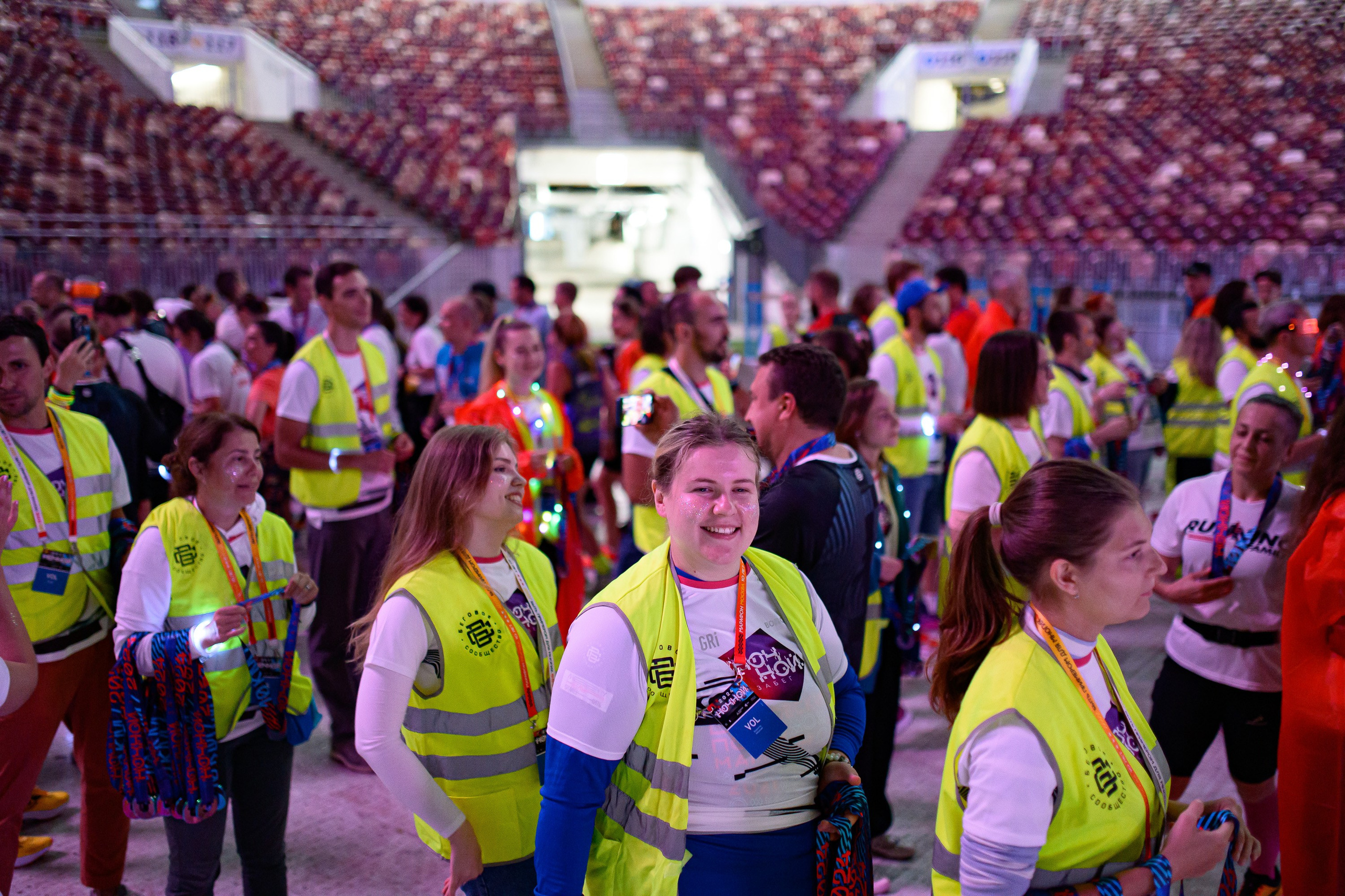 Ночной забег 2024. Репортажный фотограф Сергей Квартальнов
