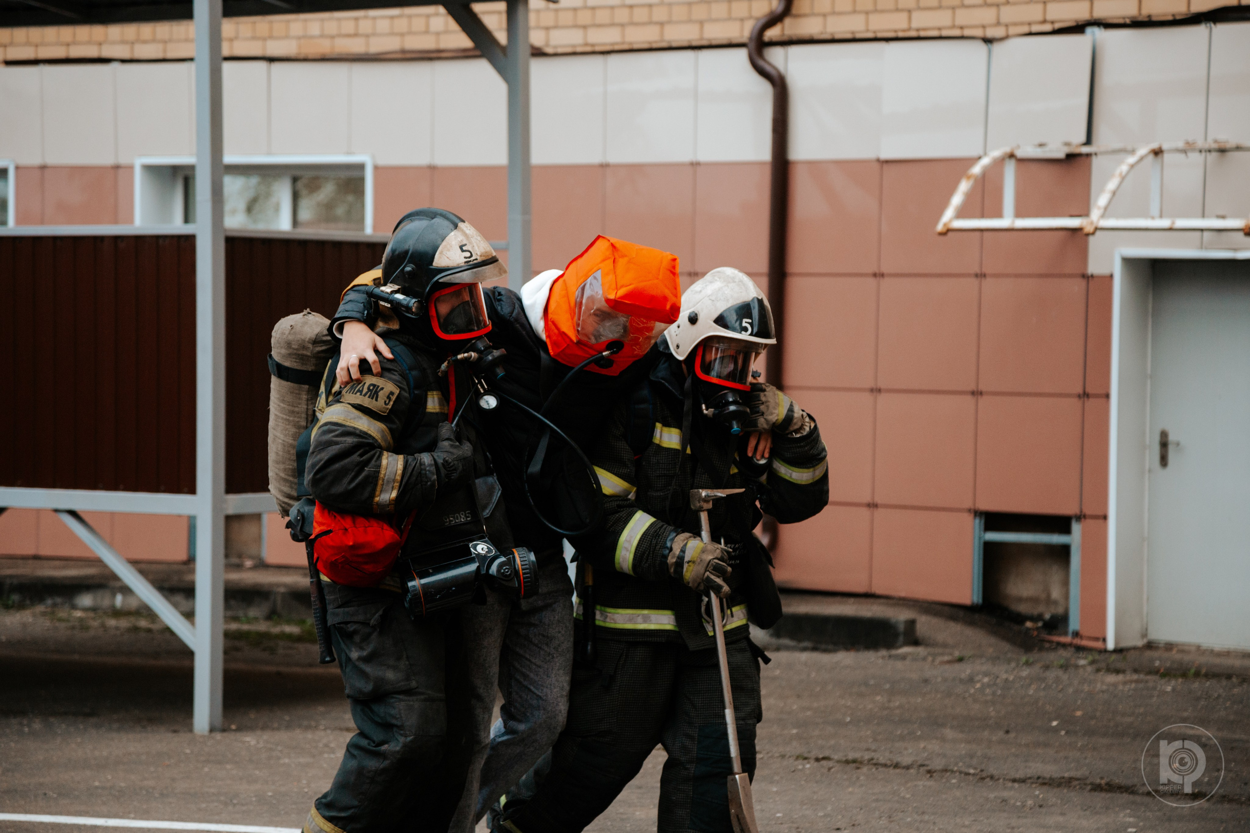 Смоленск — Учения МЧС России на территории СмолГУ. KiPPER Gallery — Фотограф