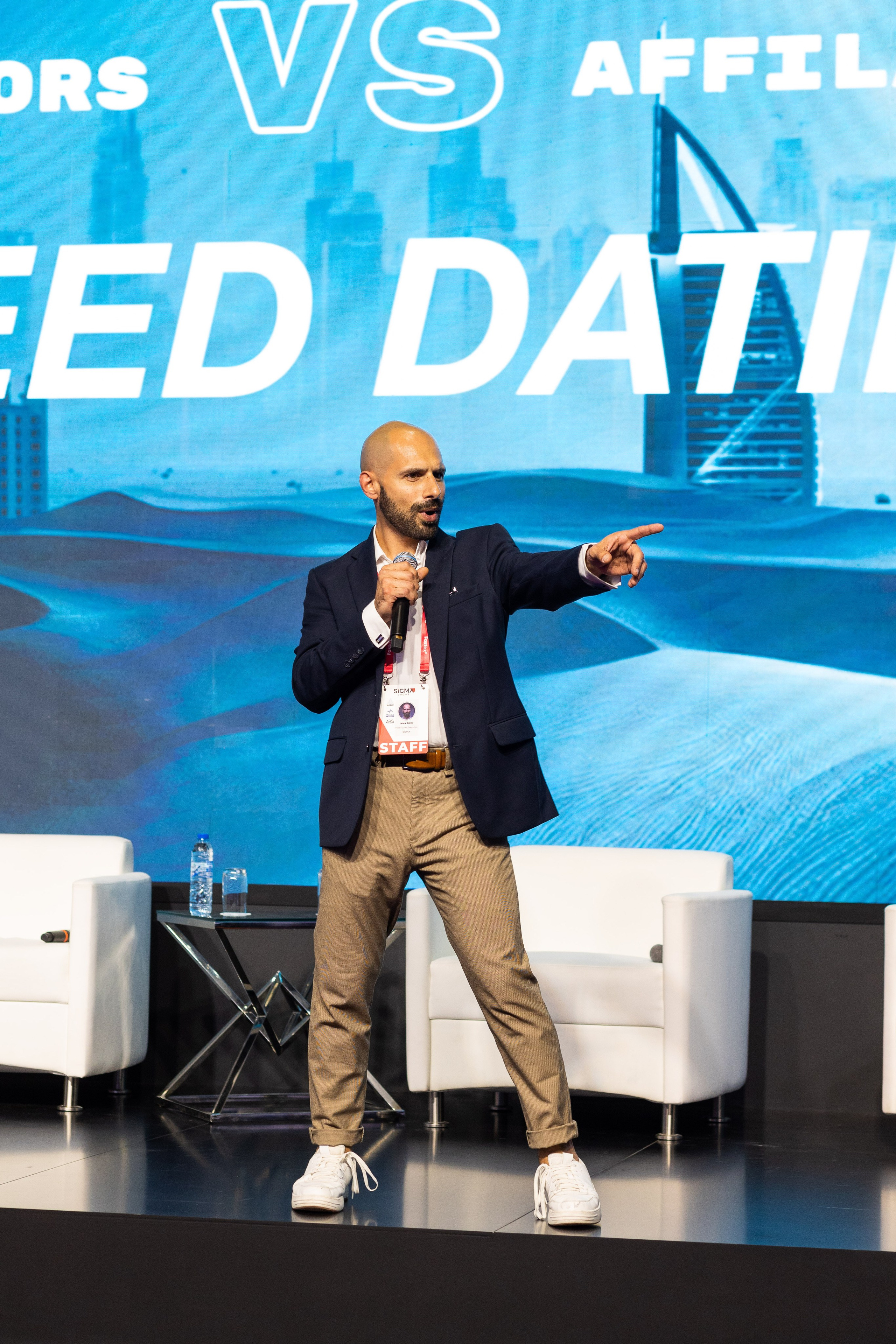 Conferences and expo photoshoot. Professional event photographer Ruslan Davletberdin