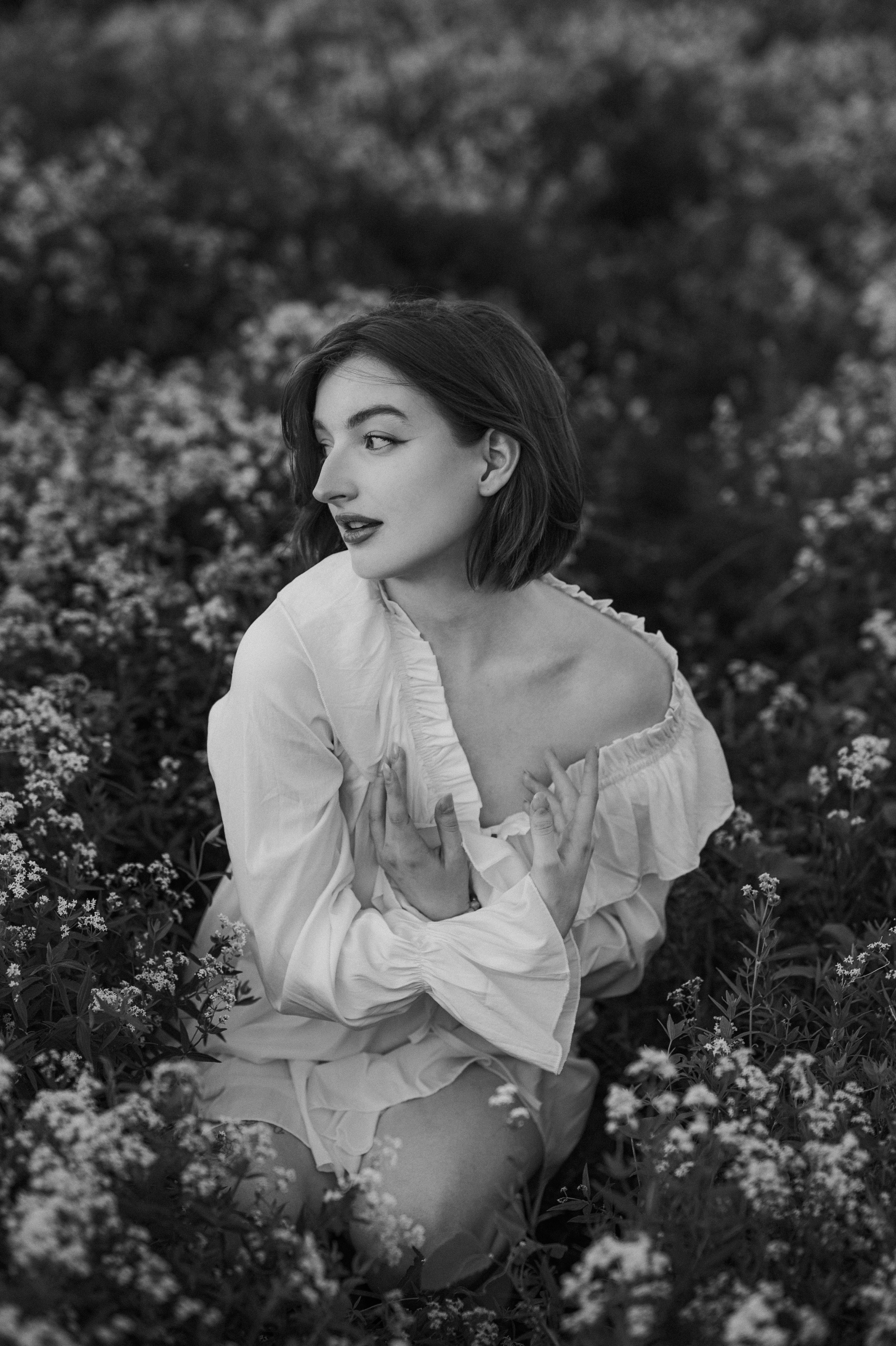 Полина и поле. Www.ostermiller.ru