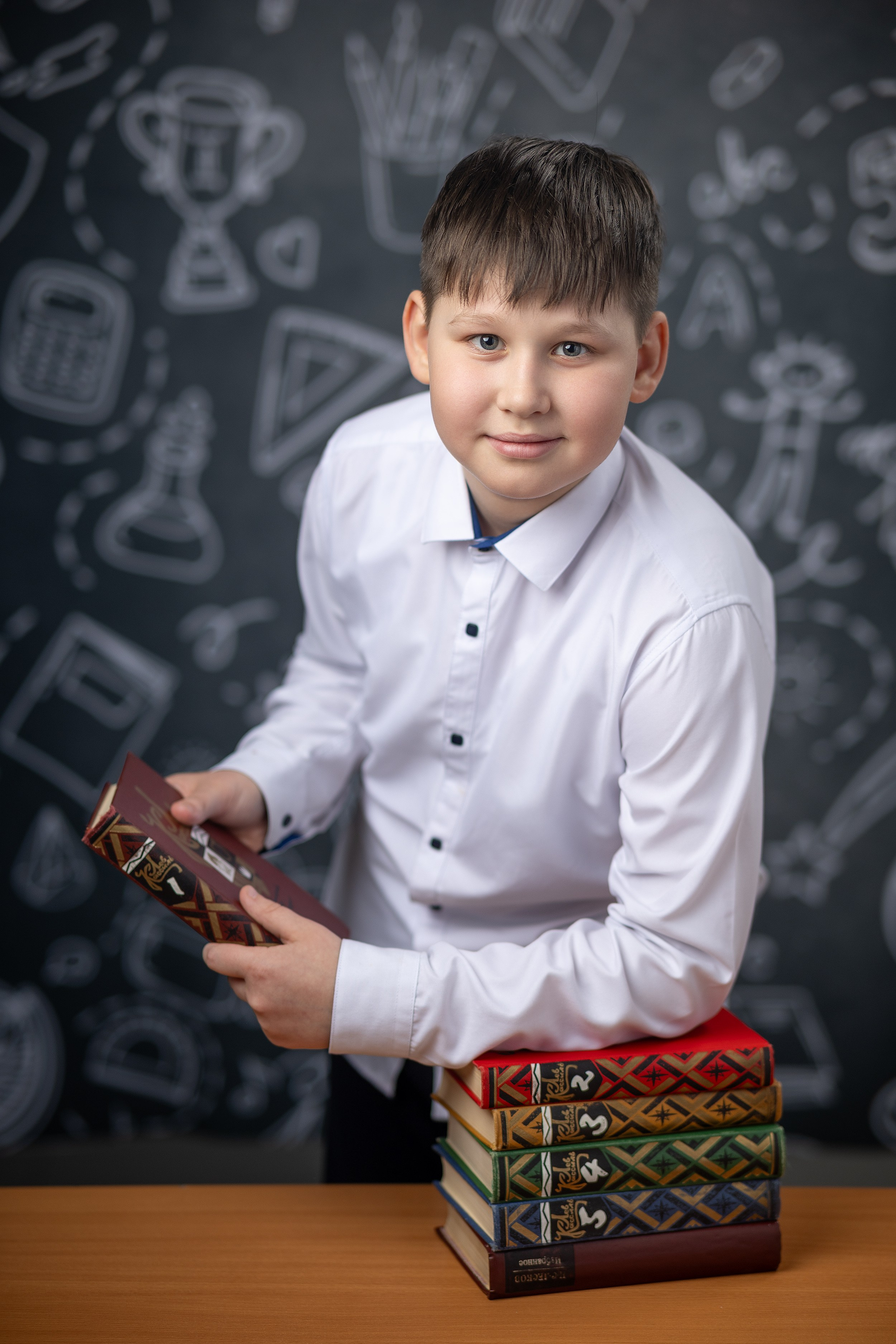 Младшие классы. Фотосессии в Тобольске, школьный фотограф, репортажная съемка