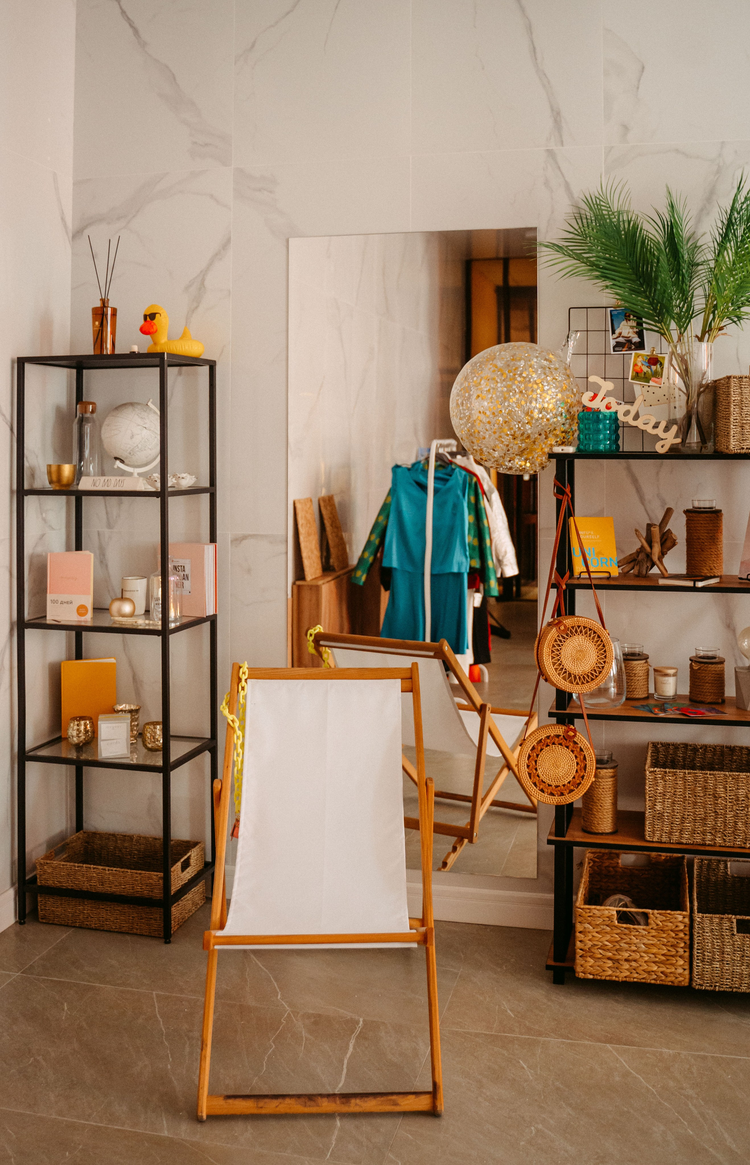 Простая жизнь / творческое пространство. Саша Копылов, фотограф в Казани