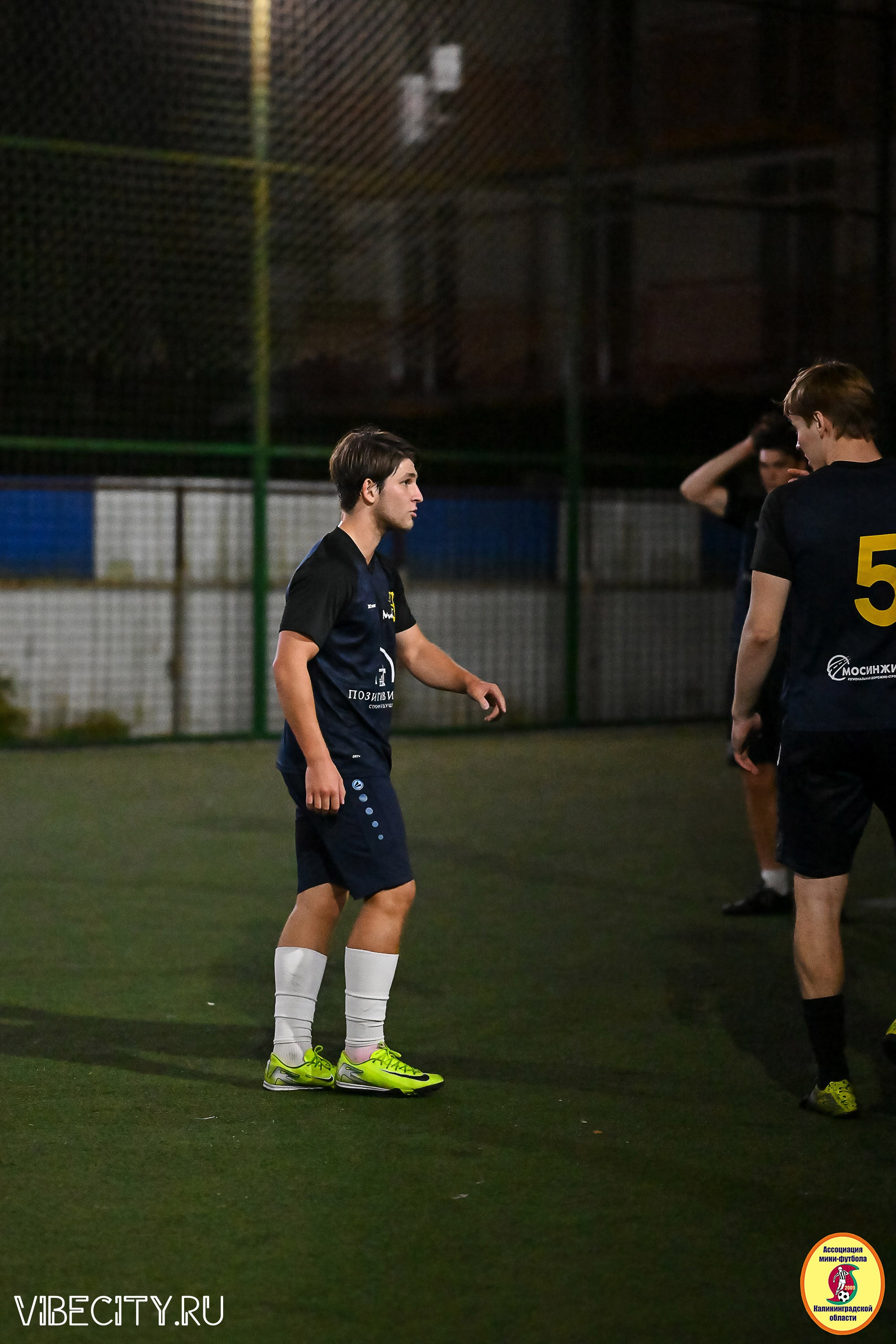 ФИНАЛЬНЫЕ ИГРЫ КУБКА МИНИ-ФУТБОЛЬНОЙ ЛИГИ И КУБКА КОРПОРАТИВНОЙ МФЛ 2025. VIBECITY.RU Вайб Сити Ру Фоторепортажи Фотоотчеты Калининград