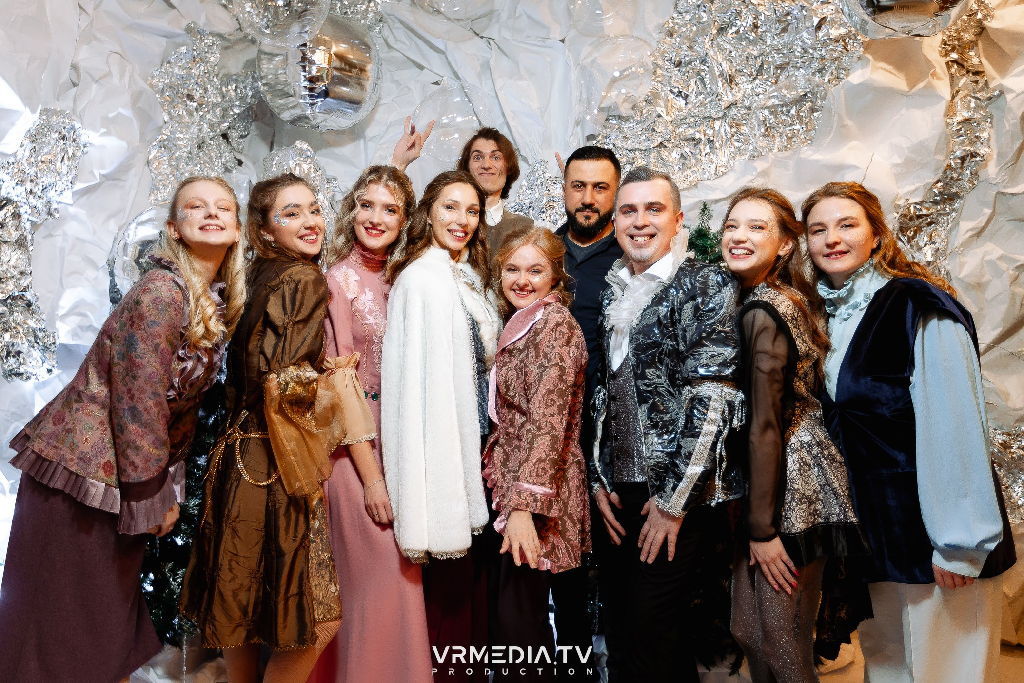 Новогодний вечер в ресторане «Лазурный Берег»