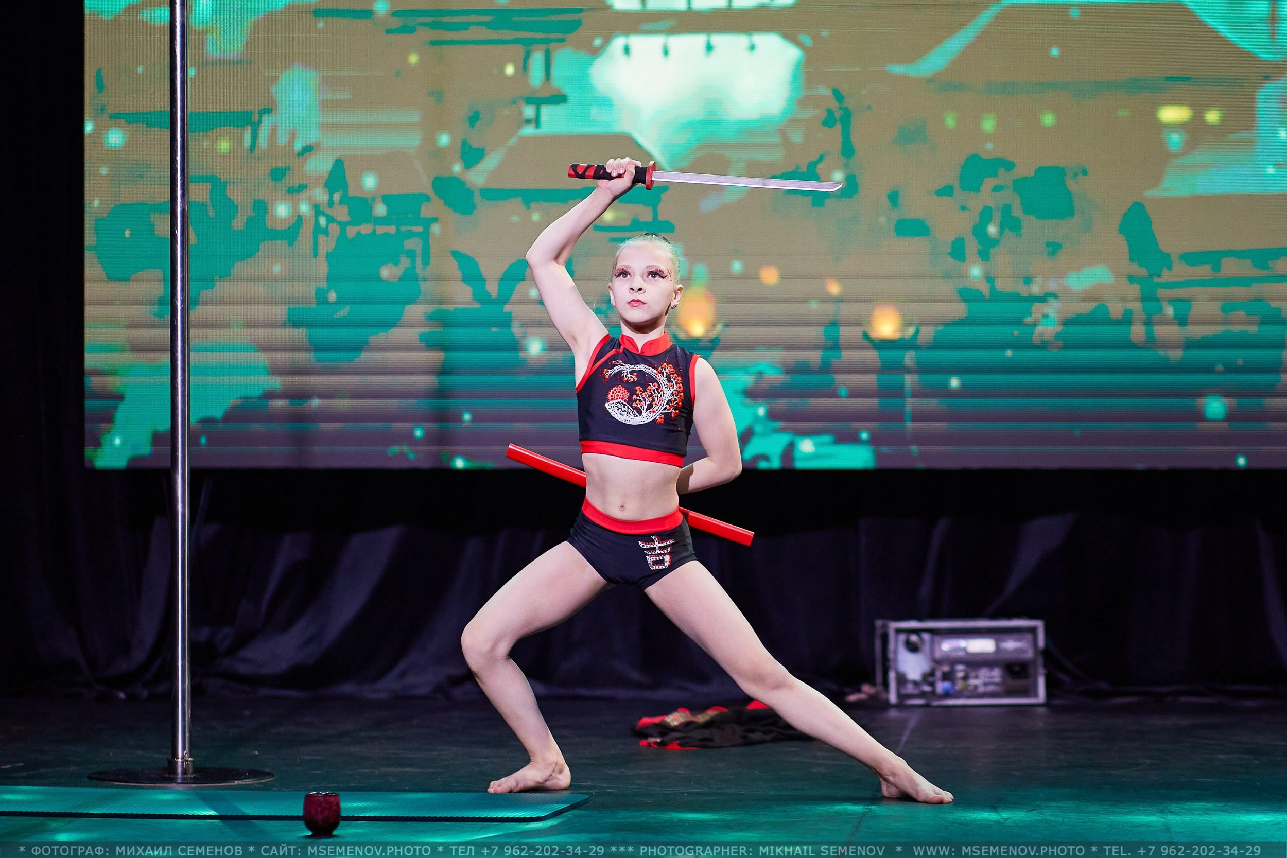 Анонс «SOUL POLE CHAMPIONSHIP IV». Photographer for business Mikhail Semenov. Aqua photo studio, photo school