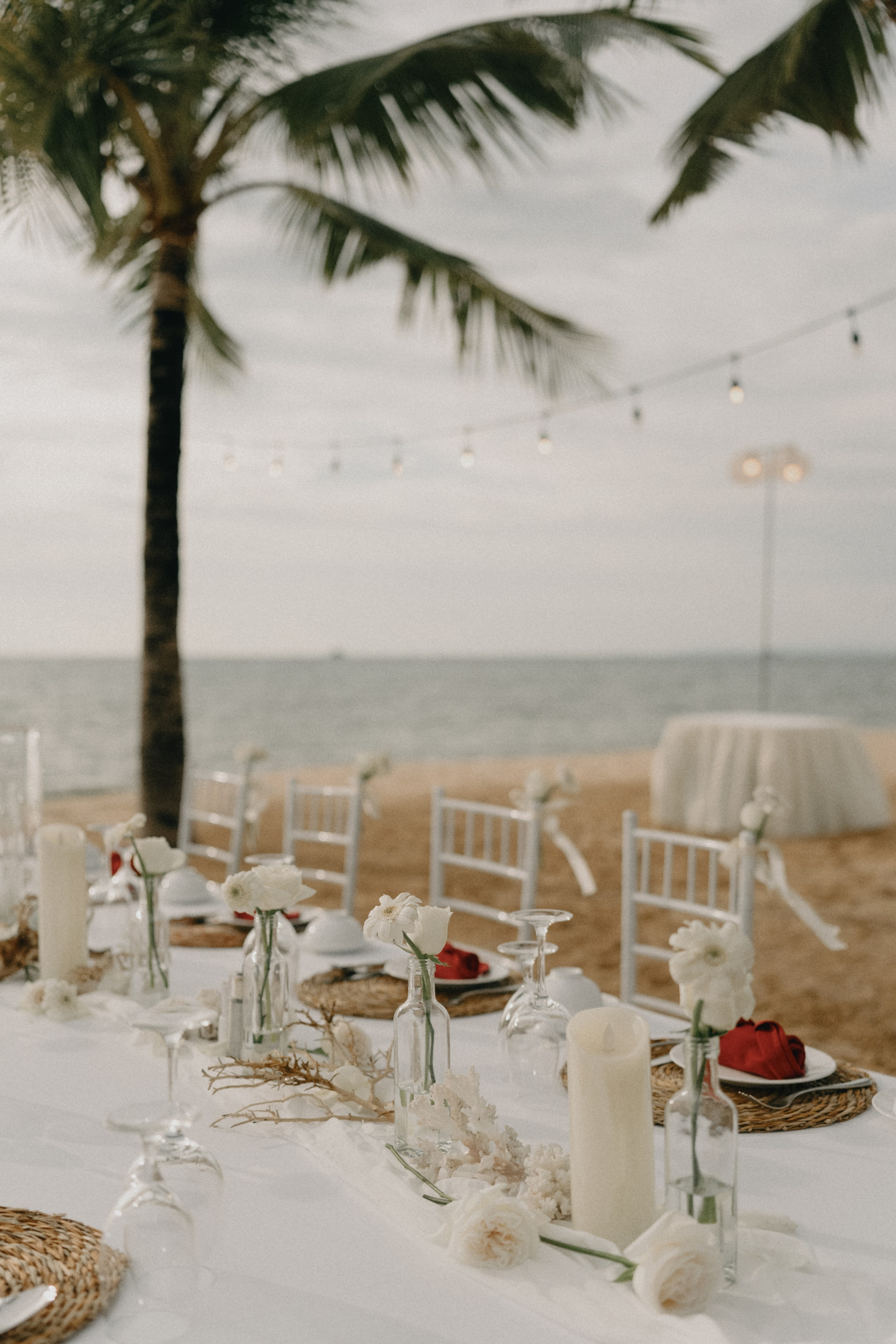 Иван & Анастасия. La Marée wedding agency Свадебное агентство на Фукуоке, Вьетнам — организация свадеб, декор, координация и помощь парам для идеального дня