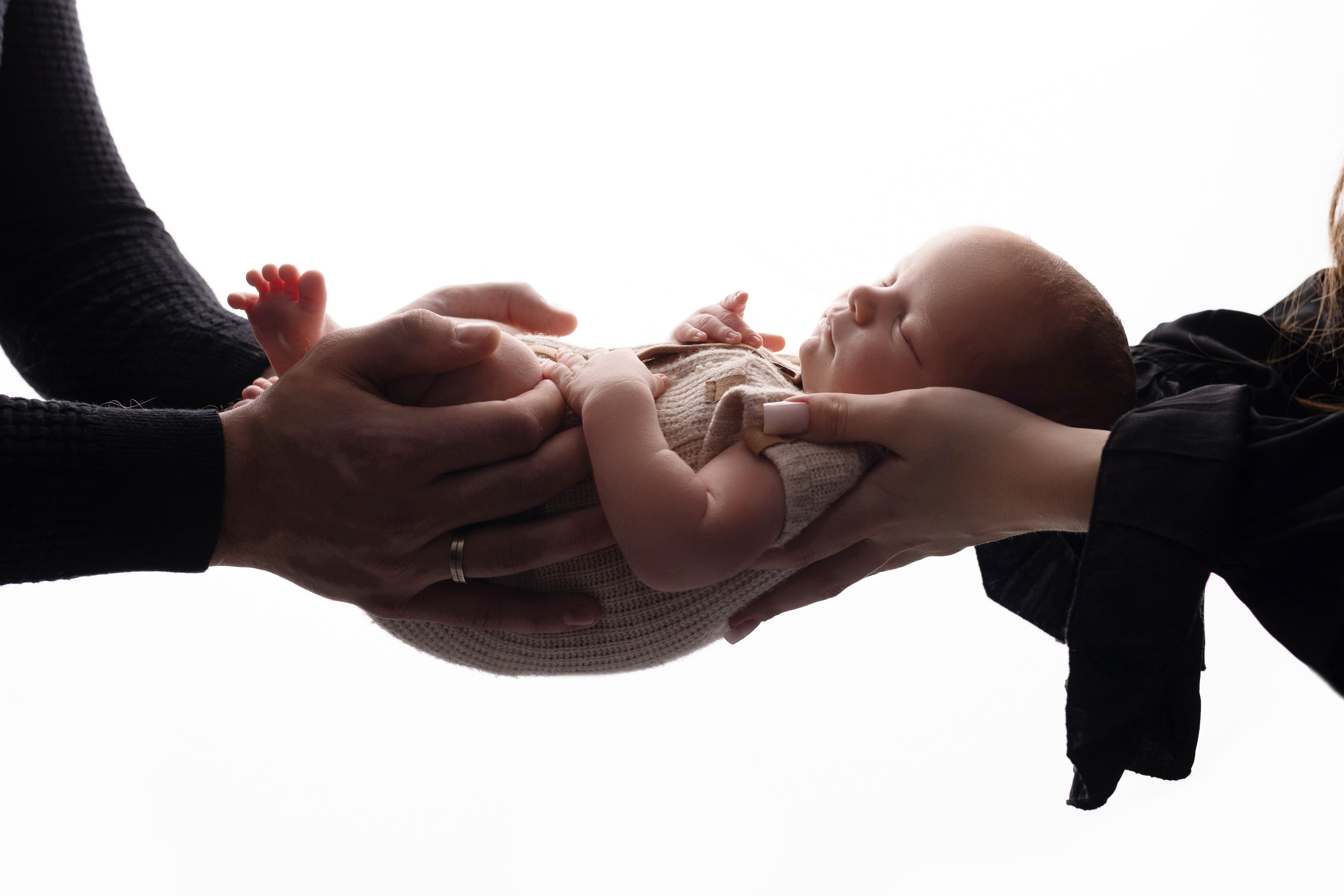 Семейные кадры от Elvira Kamaeva. Фотограф новорожденных малышей в Омске и Омской области Эльвира Камаева