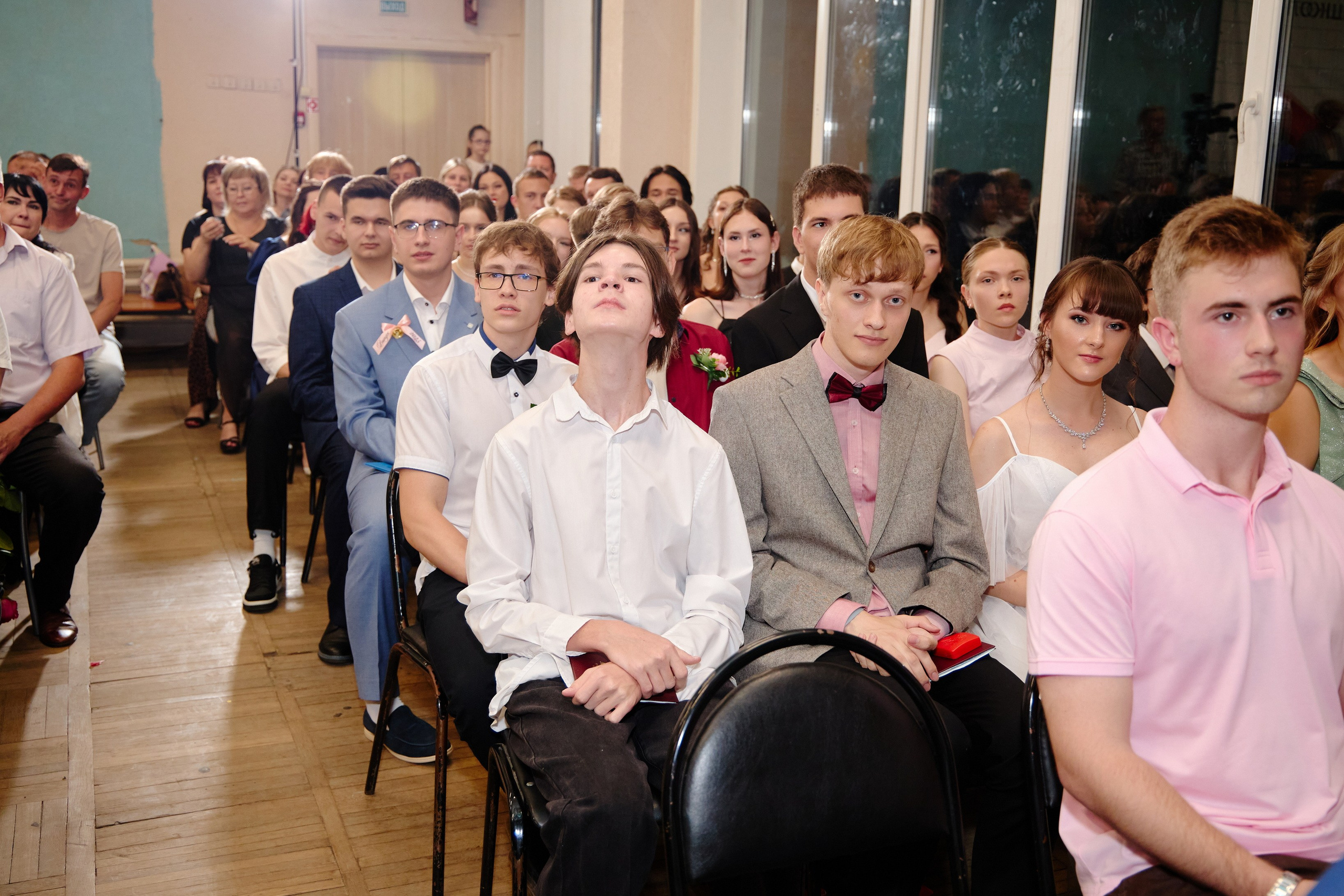 Выпускной 35 Сош. Фотограф Выпускные альбомы Таганрог Сергей Коробченко