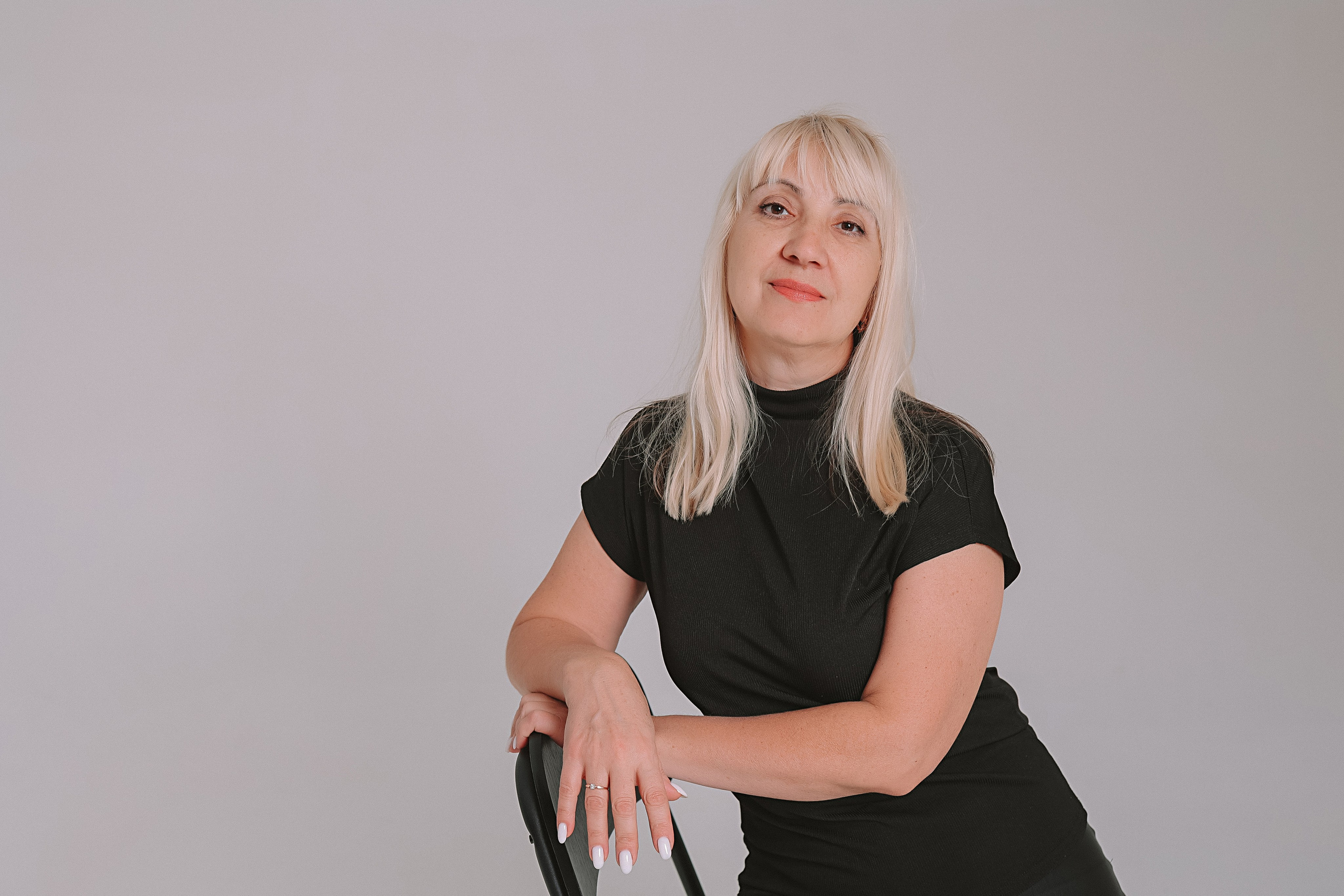 Фататум циклорама и зал. Семейный фотограф Тюмень, фотограф на роды Салмина Мария