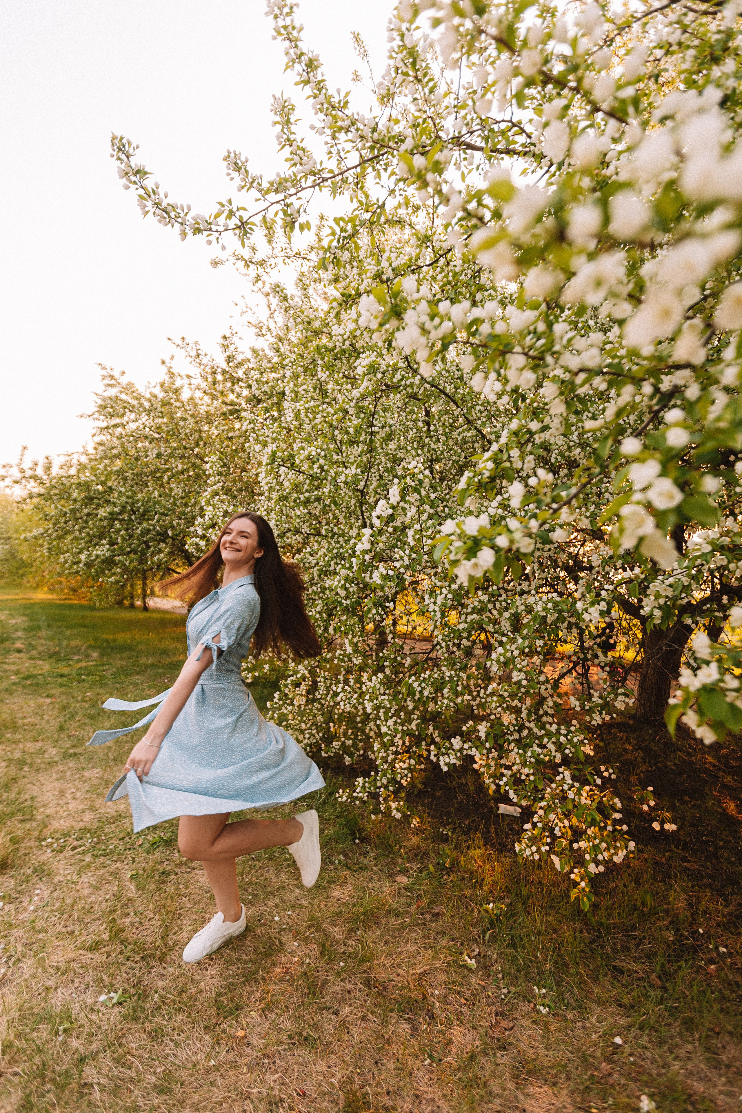Яблони. Семейный фотограф Тюмень, фотограф на роды Салмина Мария
