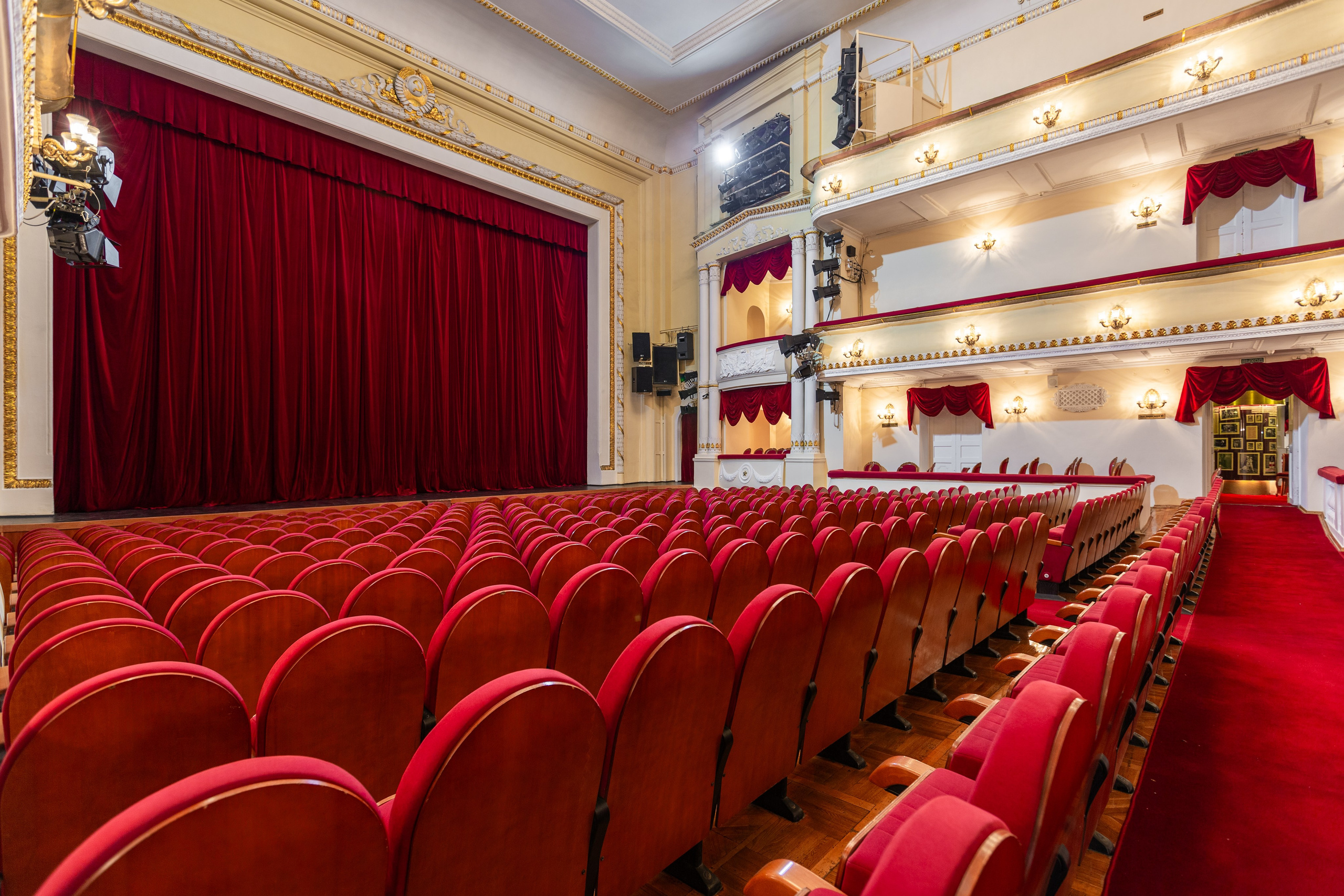 Алексей Каменский — интерьерный и архитектурный фотограф в Москве