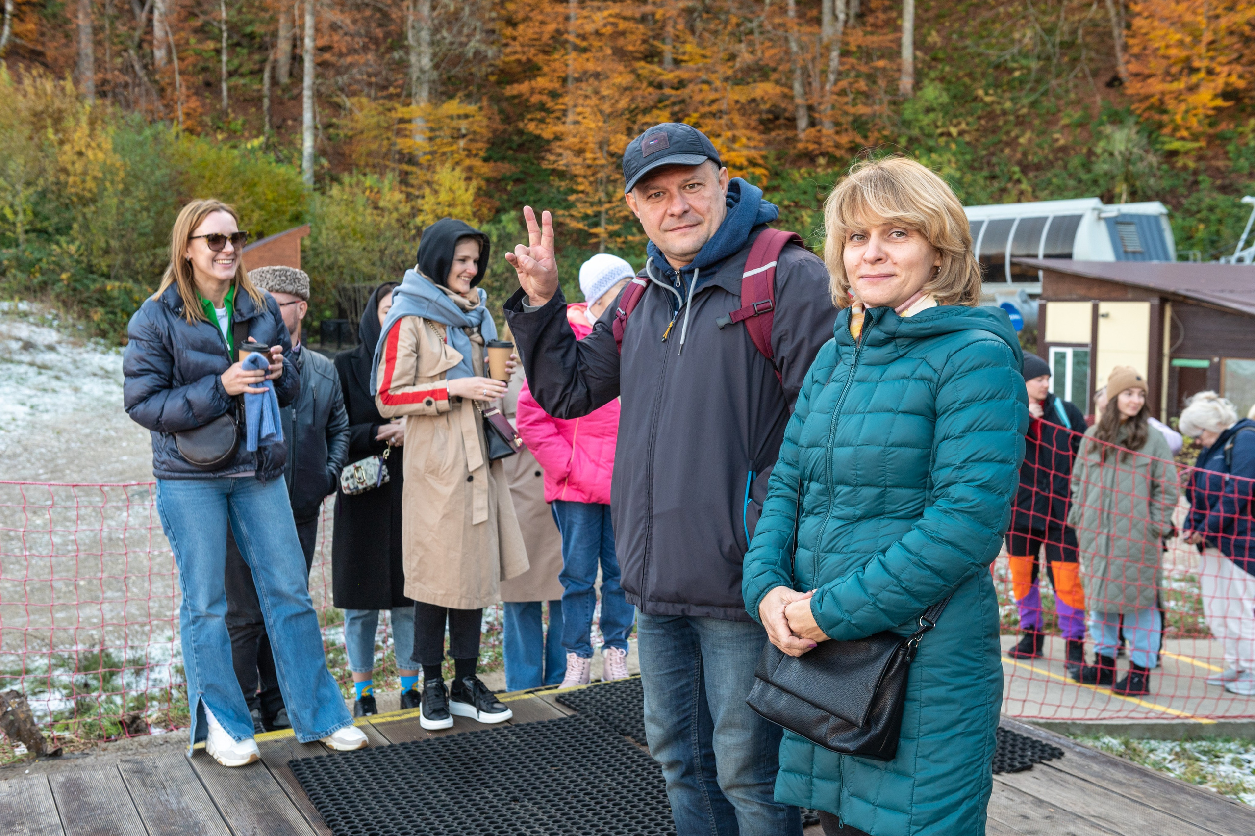 Mice мероприятие — прогулка на водопад Поликаря на курорте Красная Поляна. Репортажный фотограф в Красной Поляне и Сочи Павлюченко Екатерина