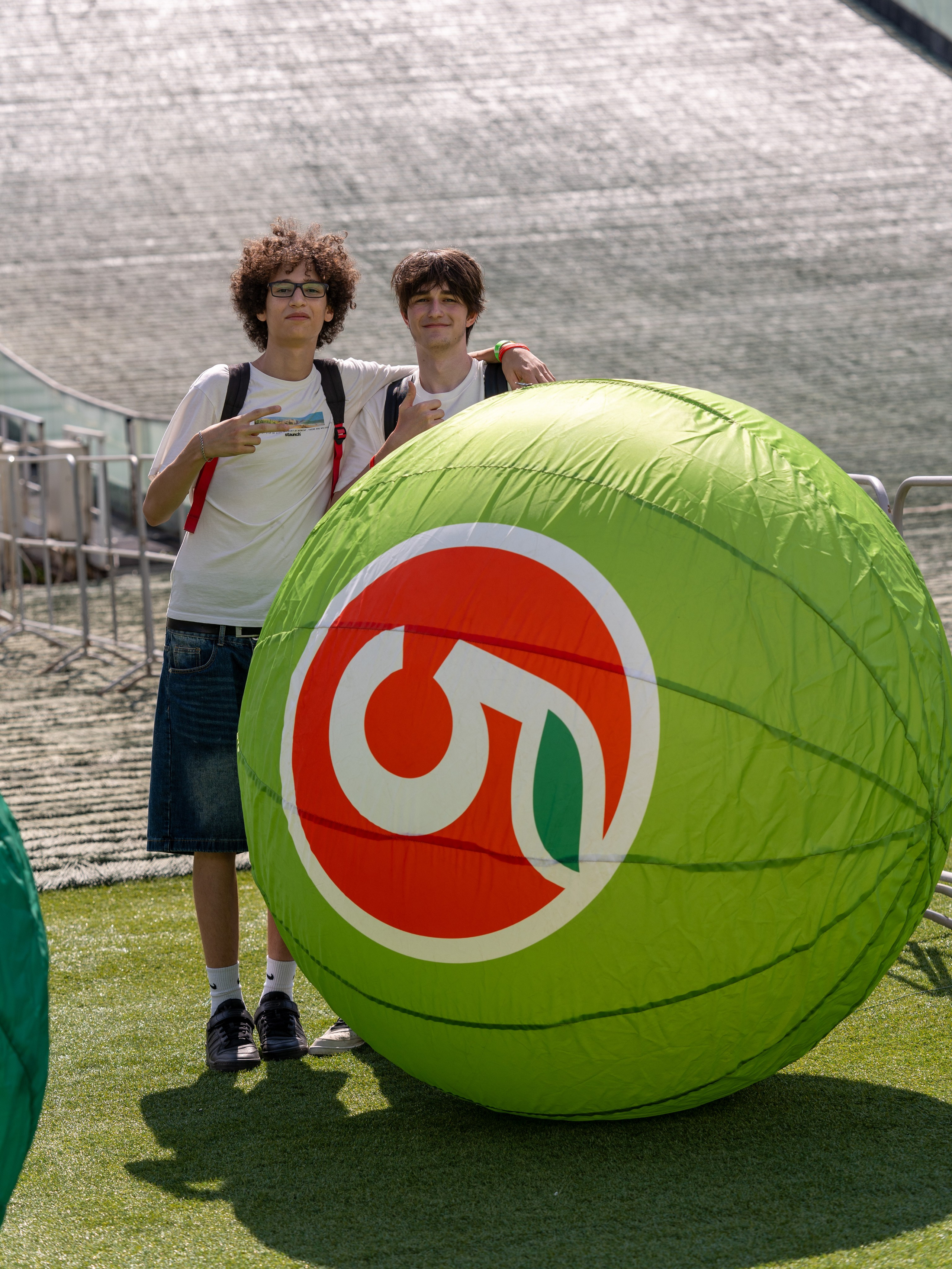 Фотоотчет партнеской интеграции для сети «Пятерочка» на фестивале «Grounded». Репортажный фотограф в Красной Поляне и Сочи Павлюченко Екатерина