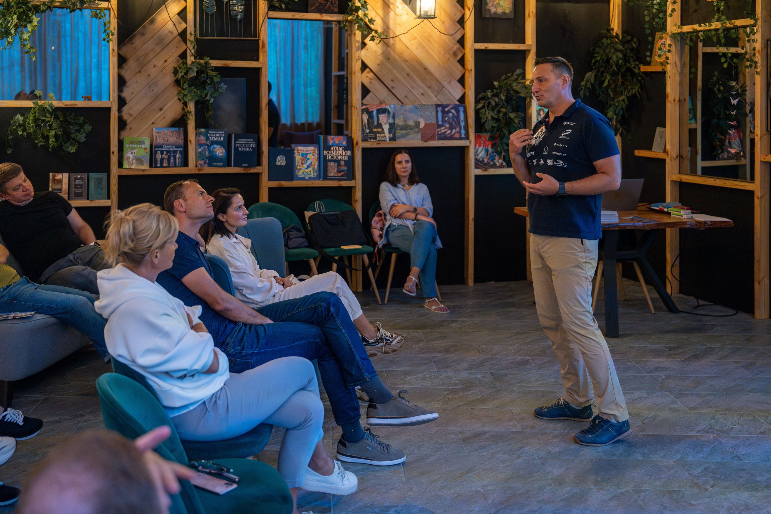 MICE меоприятие на курорте Красная Поляна для компании «Неометрия''. Репортажный фотограф в Красной Поляне и Сочи Павлюченко Екатерина