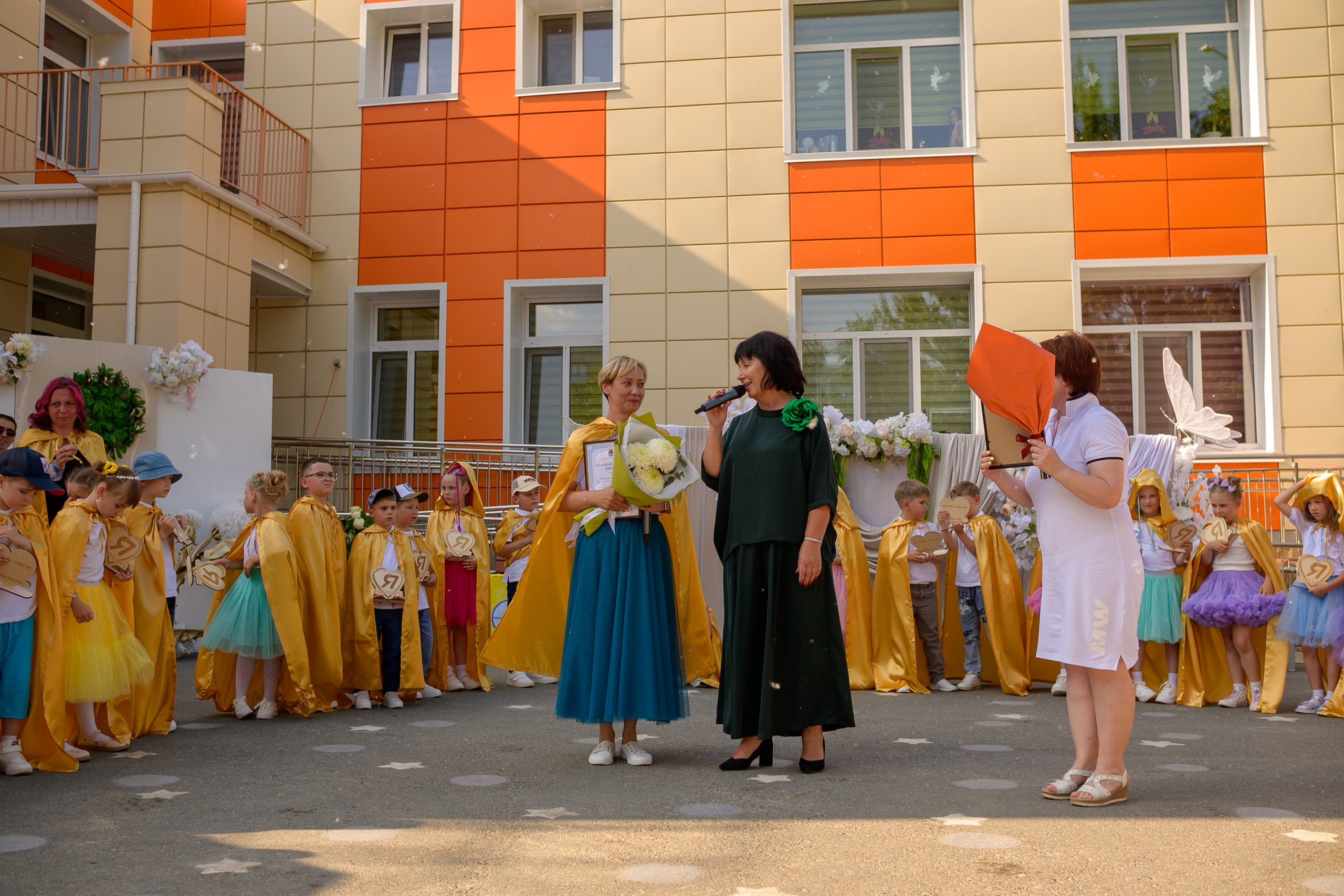 Репортаж выпускного группа «Фантазёры» 3 садик. Фотограф новорожденных, семейный детский в Тюмени Татьяна Морозова