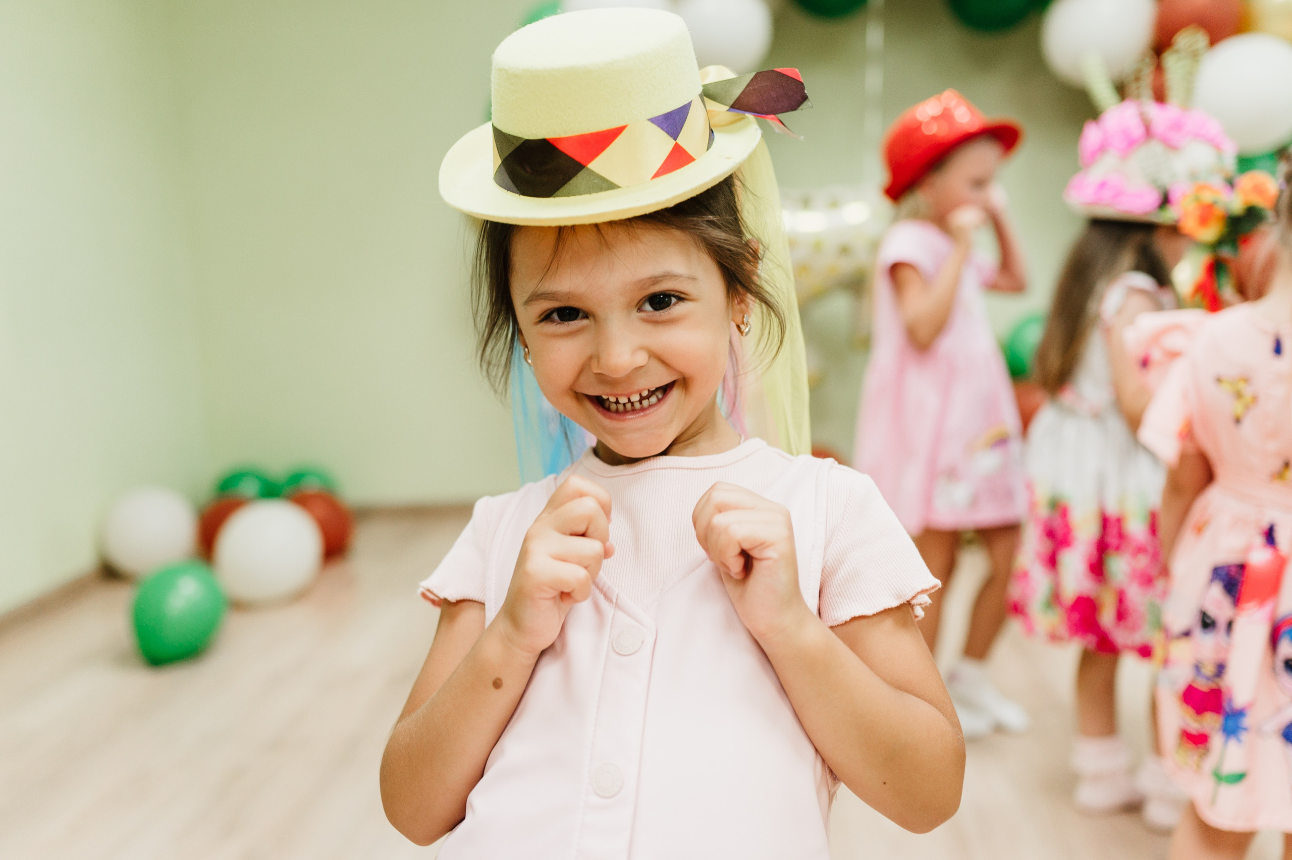 Шляпная вечеринка