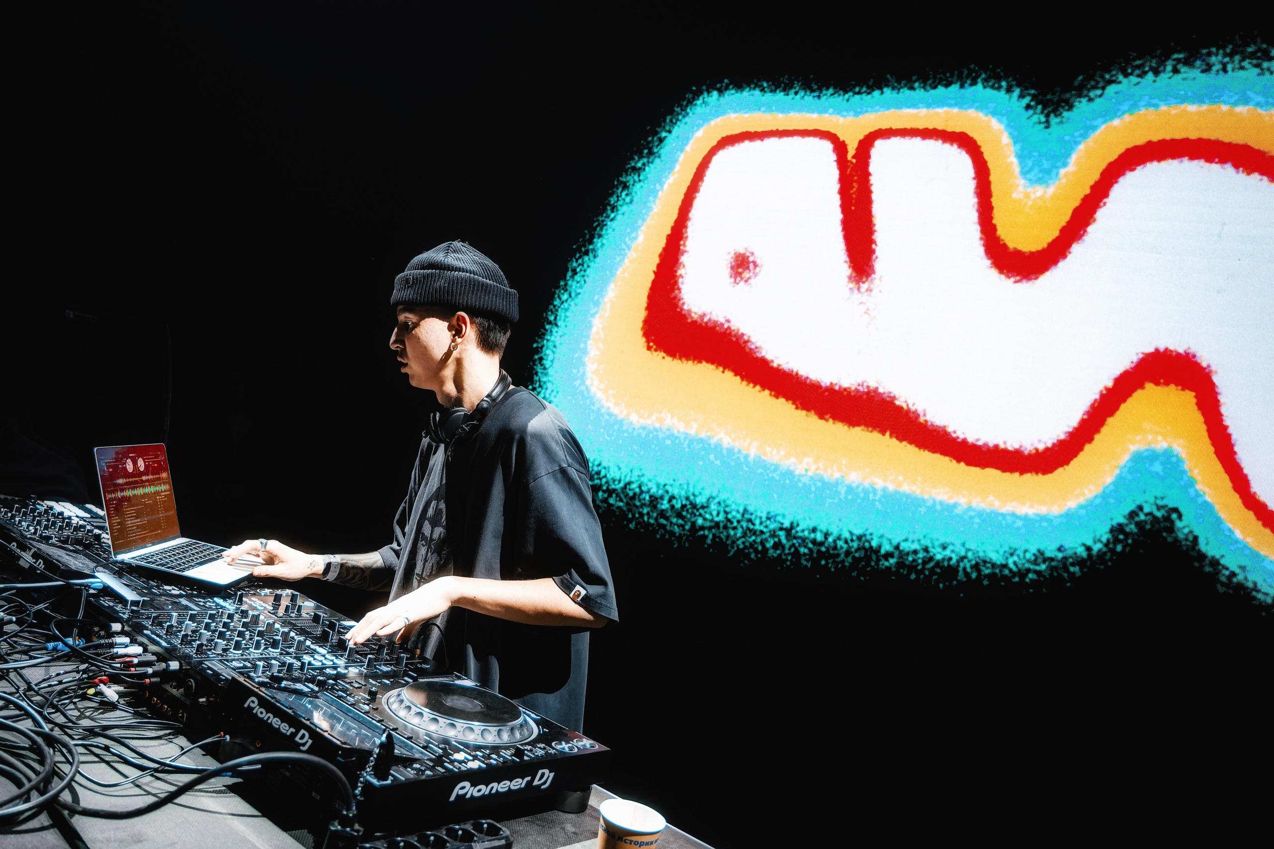 AVG x Desiigner в Tau 21.02.2025. Репортажный фотограф и видеограф в Москве